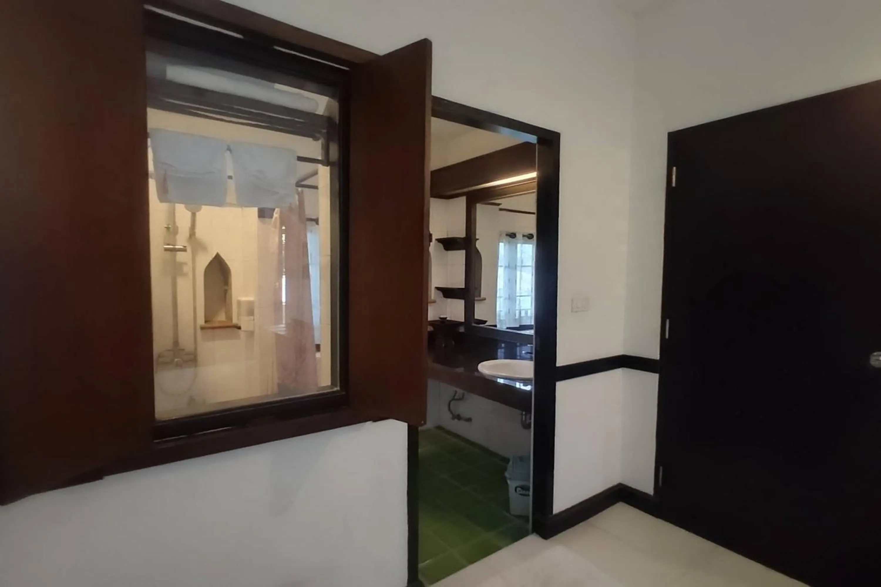 Bathroom in Baan Orawee Boutique Hotel