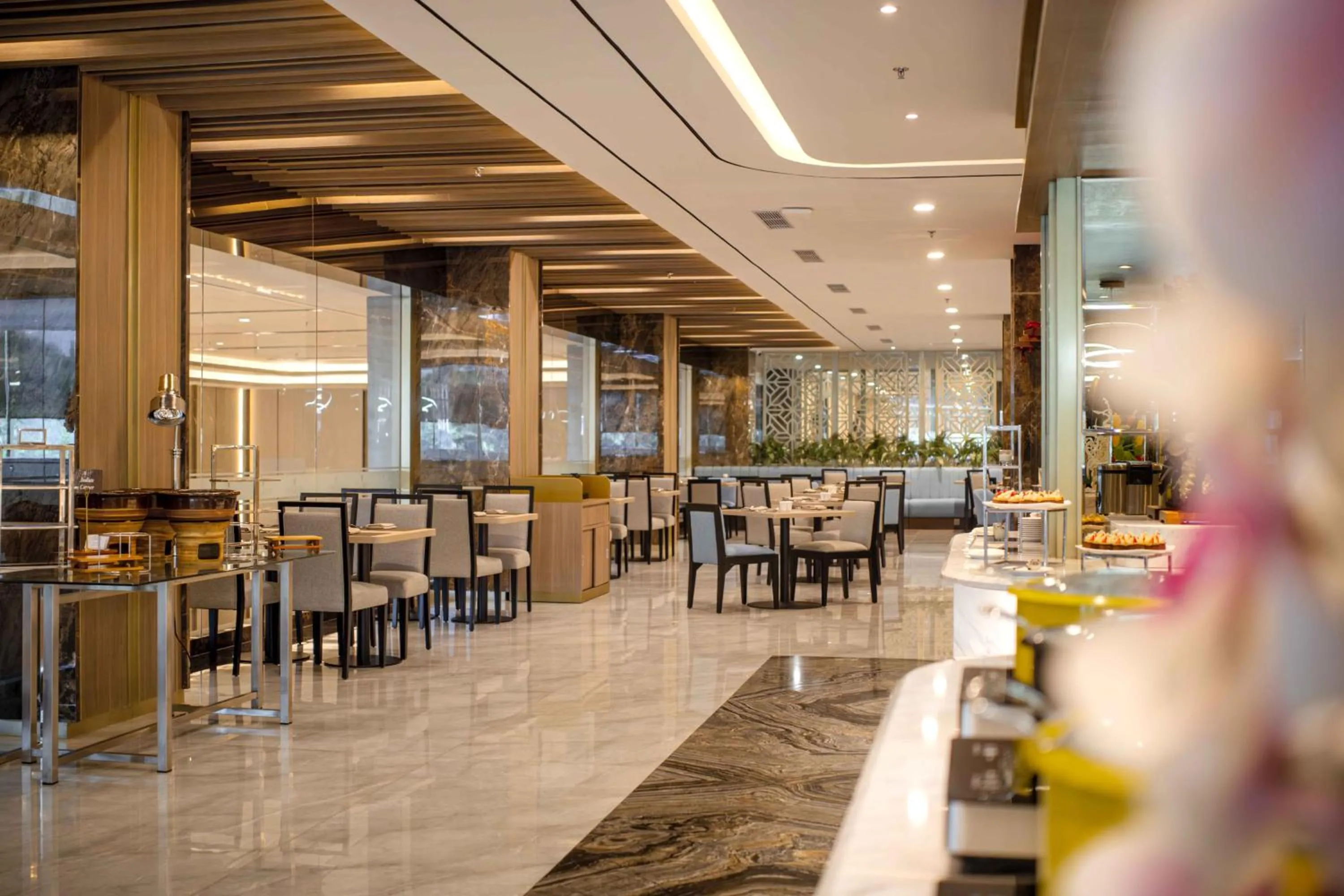 Restaurant/places to eat in The Grand Platinum Jakarta