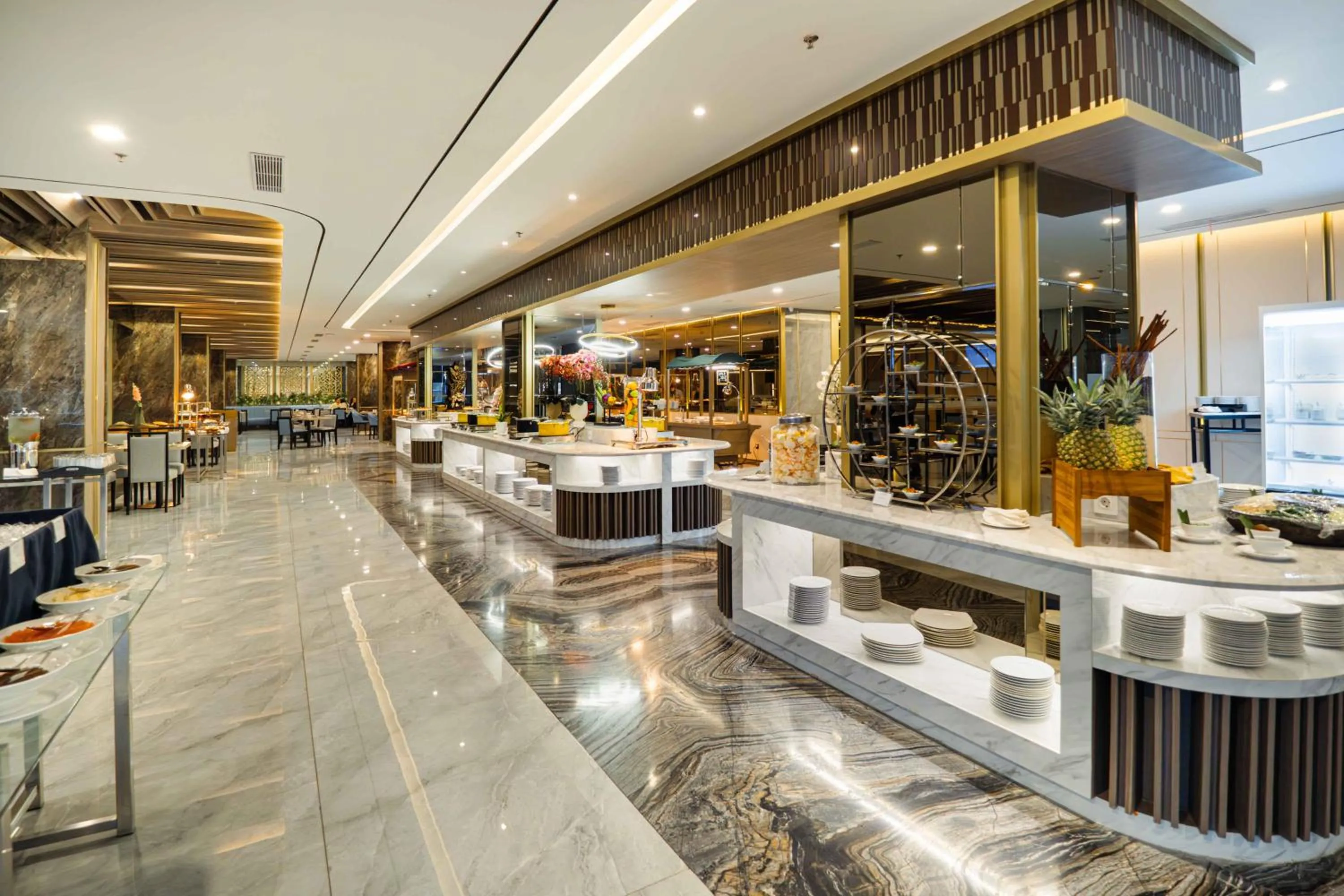 Restaurant/places to eat in The Grand Platinum Jakarta
