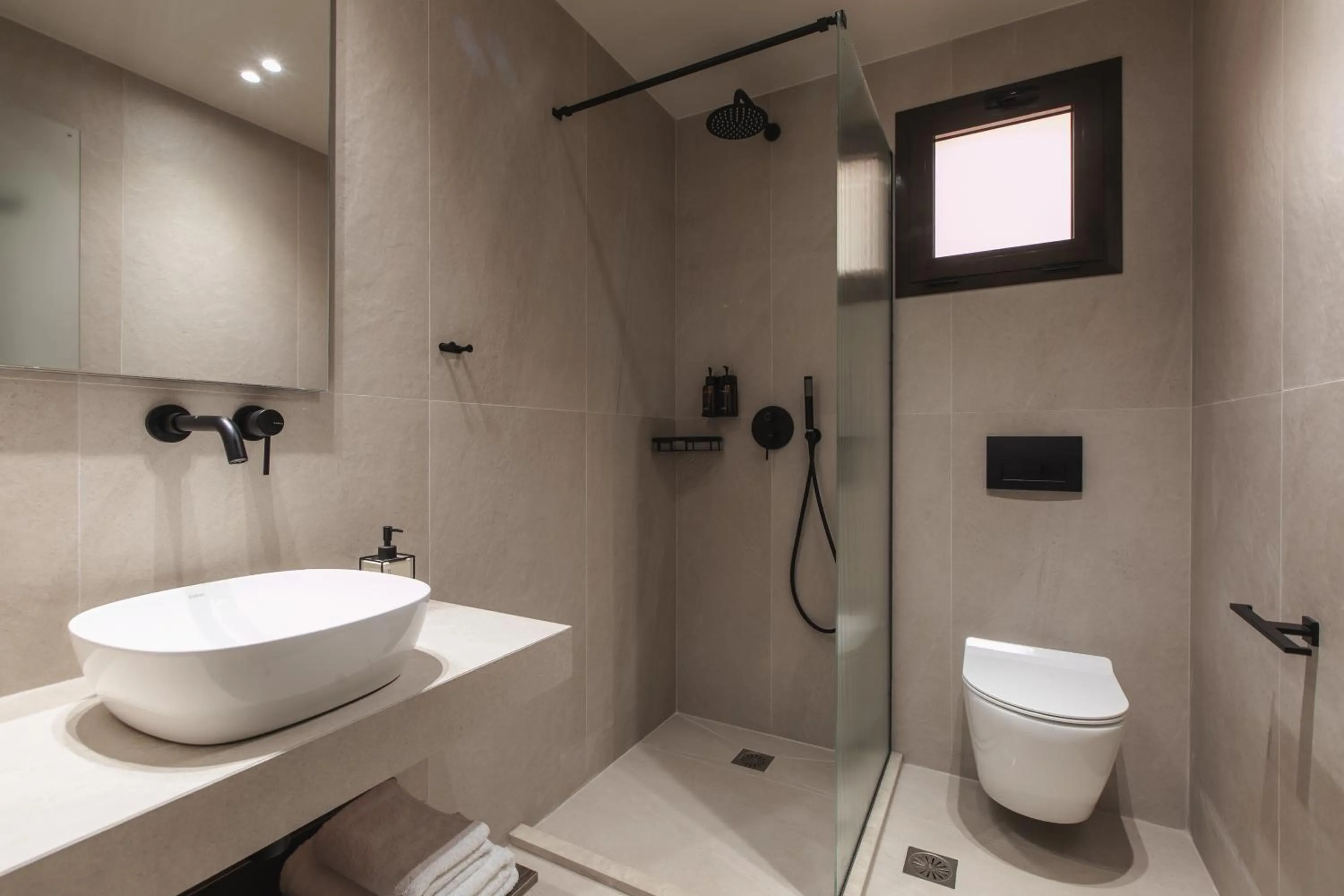 Bathroom in Electra Hotel