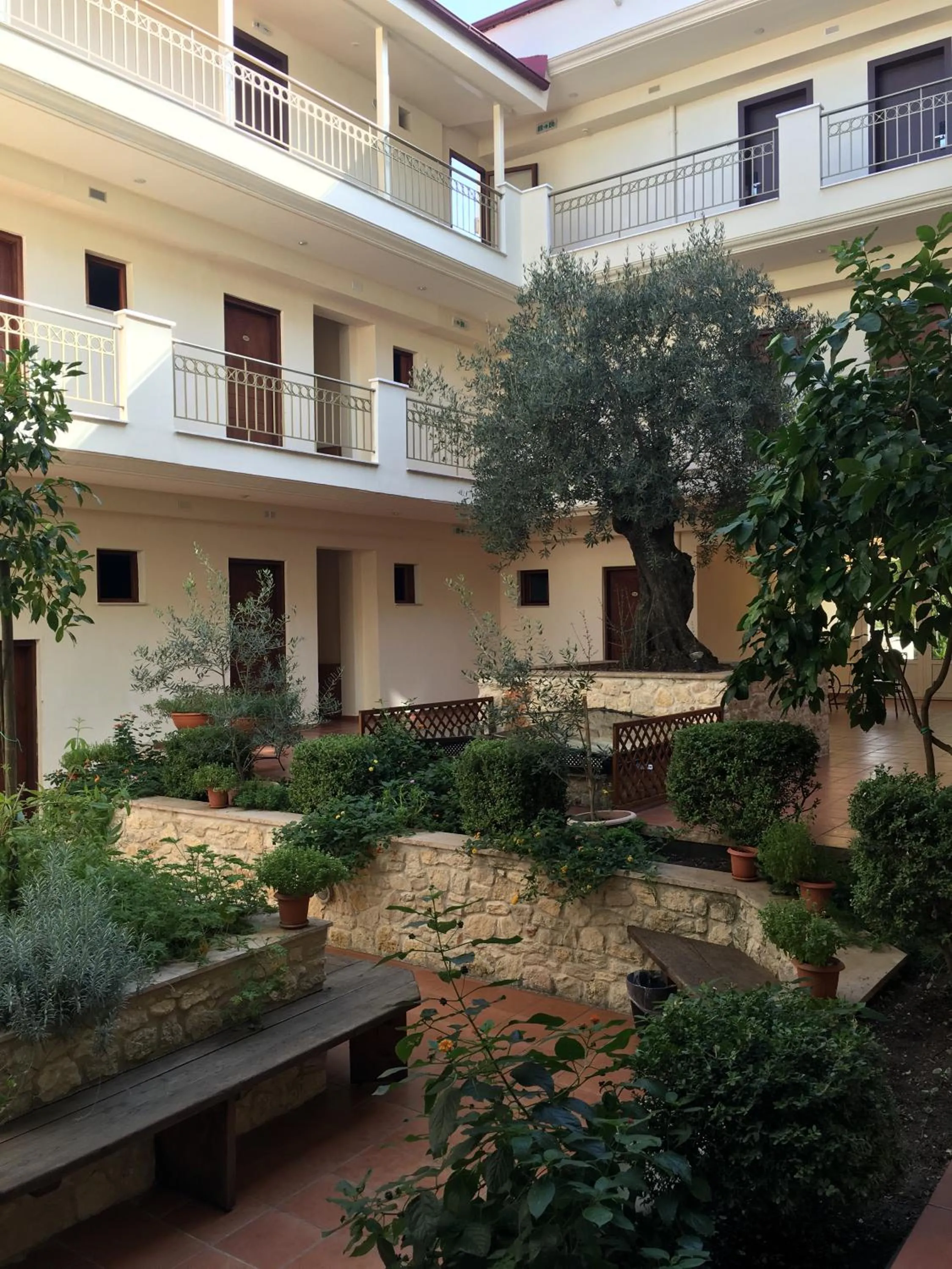Patio in Electra Hotel