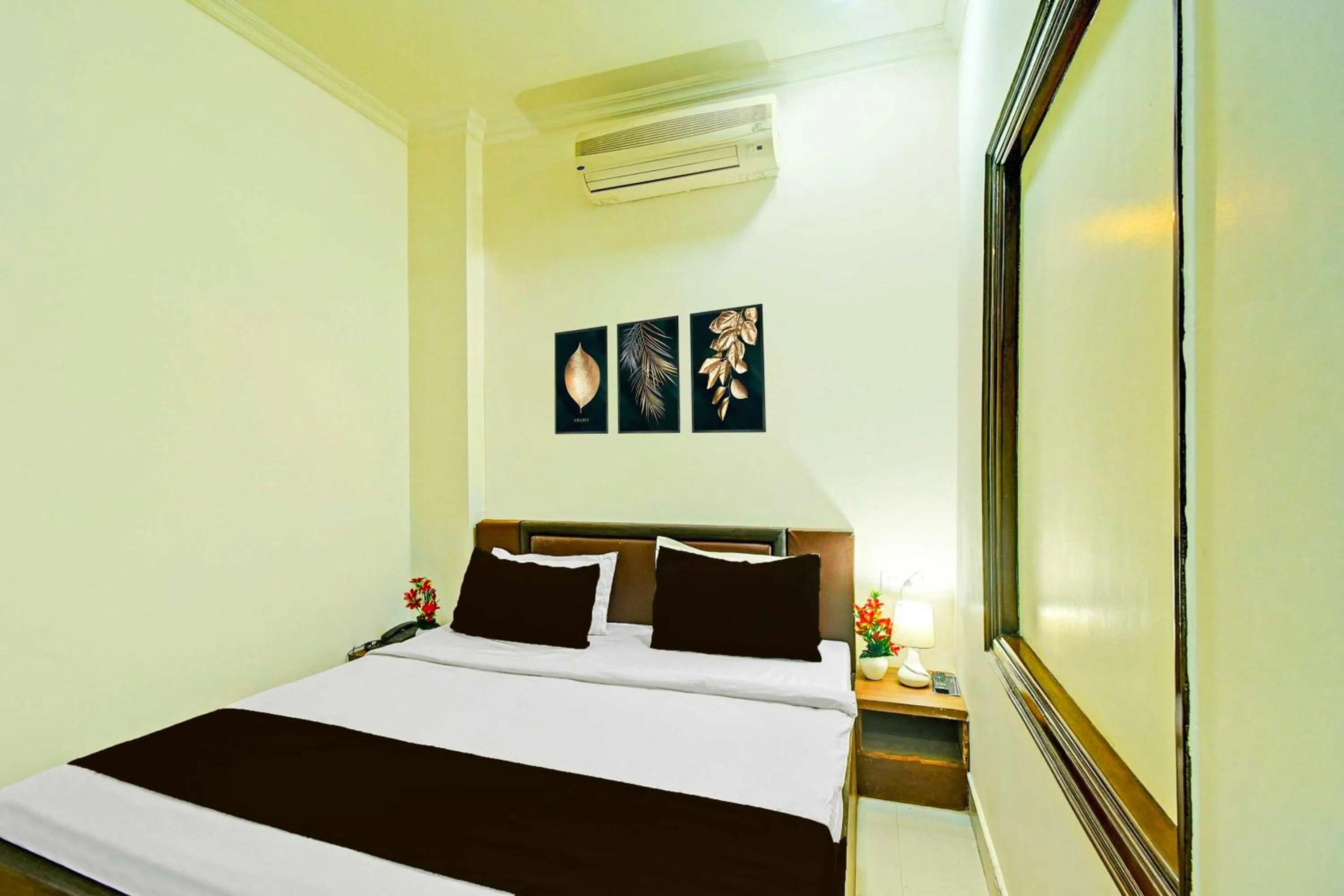 Bedroom, Bed in Collection O JLN Marg