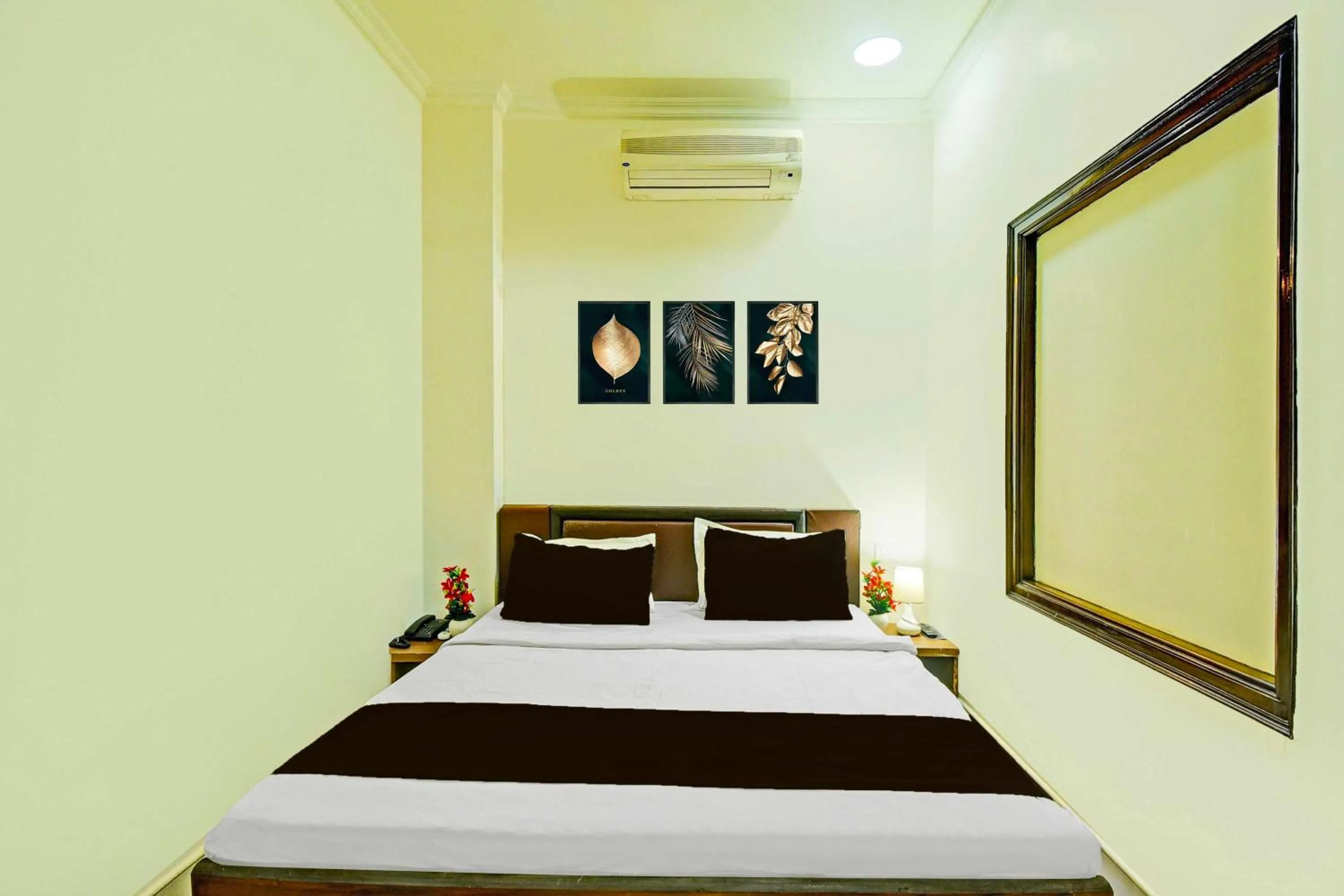 Bedroom, Bed in Collection O JLN Marg