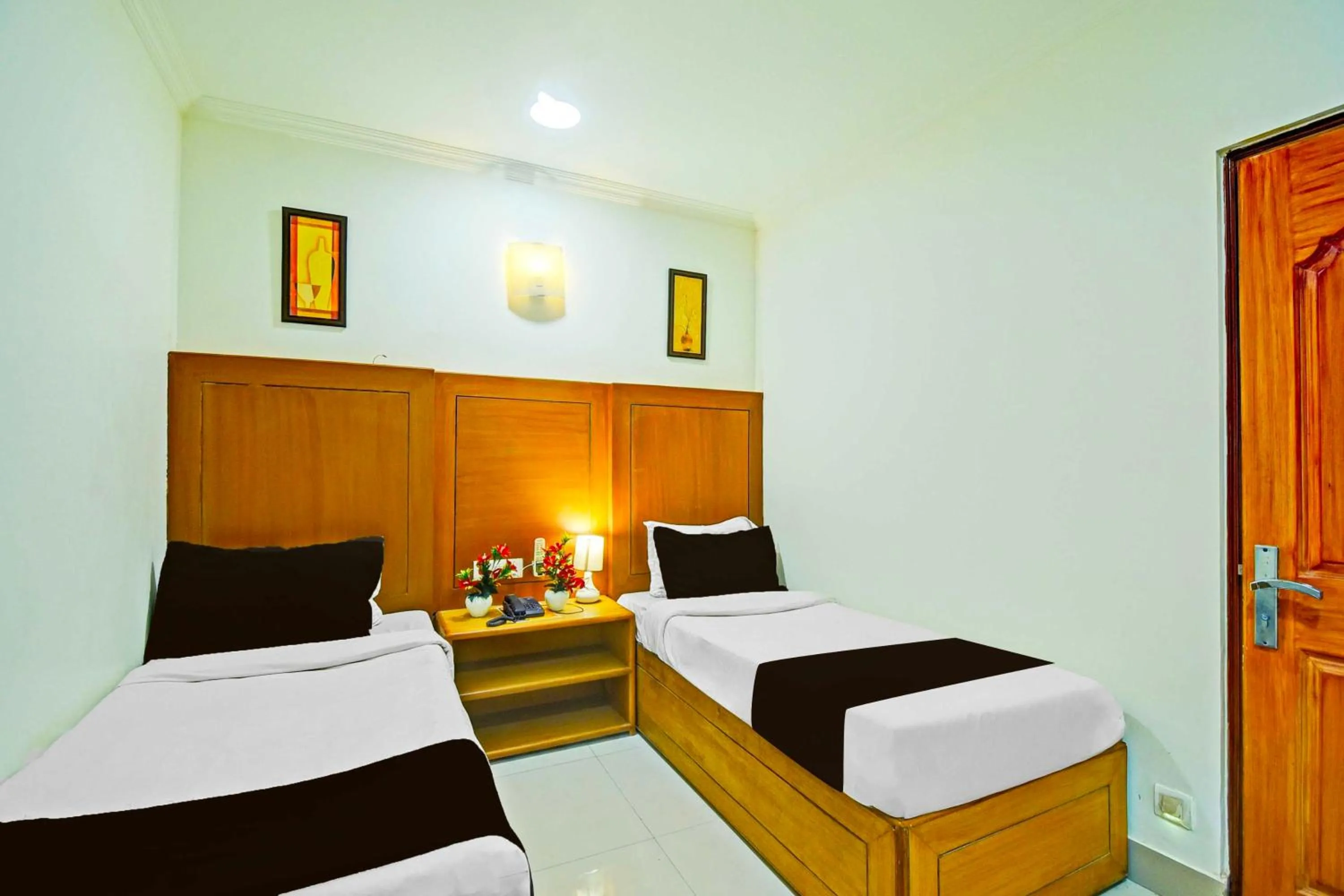 Bedroom, Bed in Collection O JLN Marg