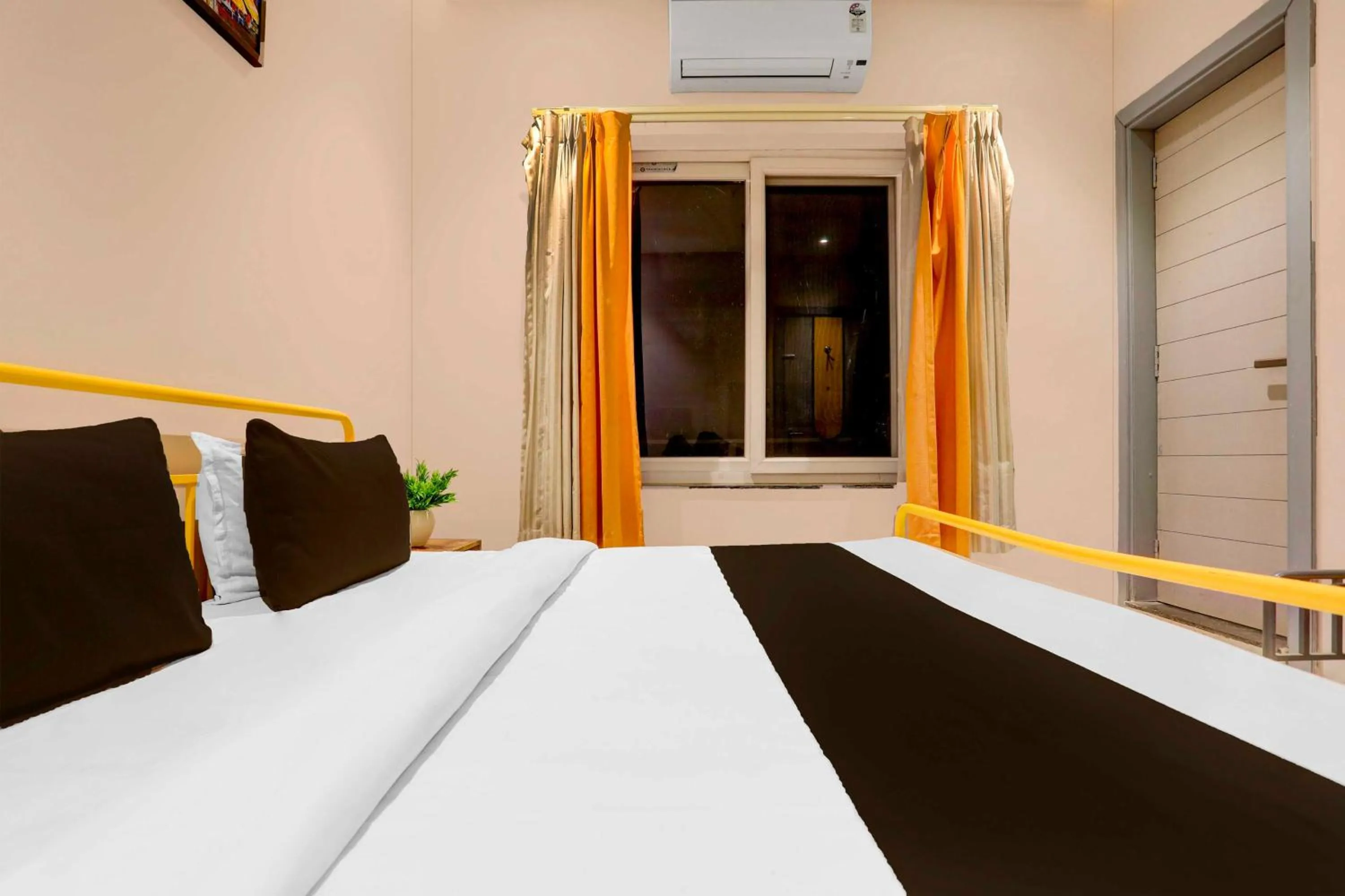 Other, Bed in Townhouse Oak Vaishali Nagar Jaipur