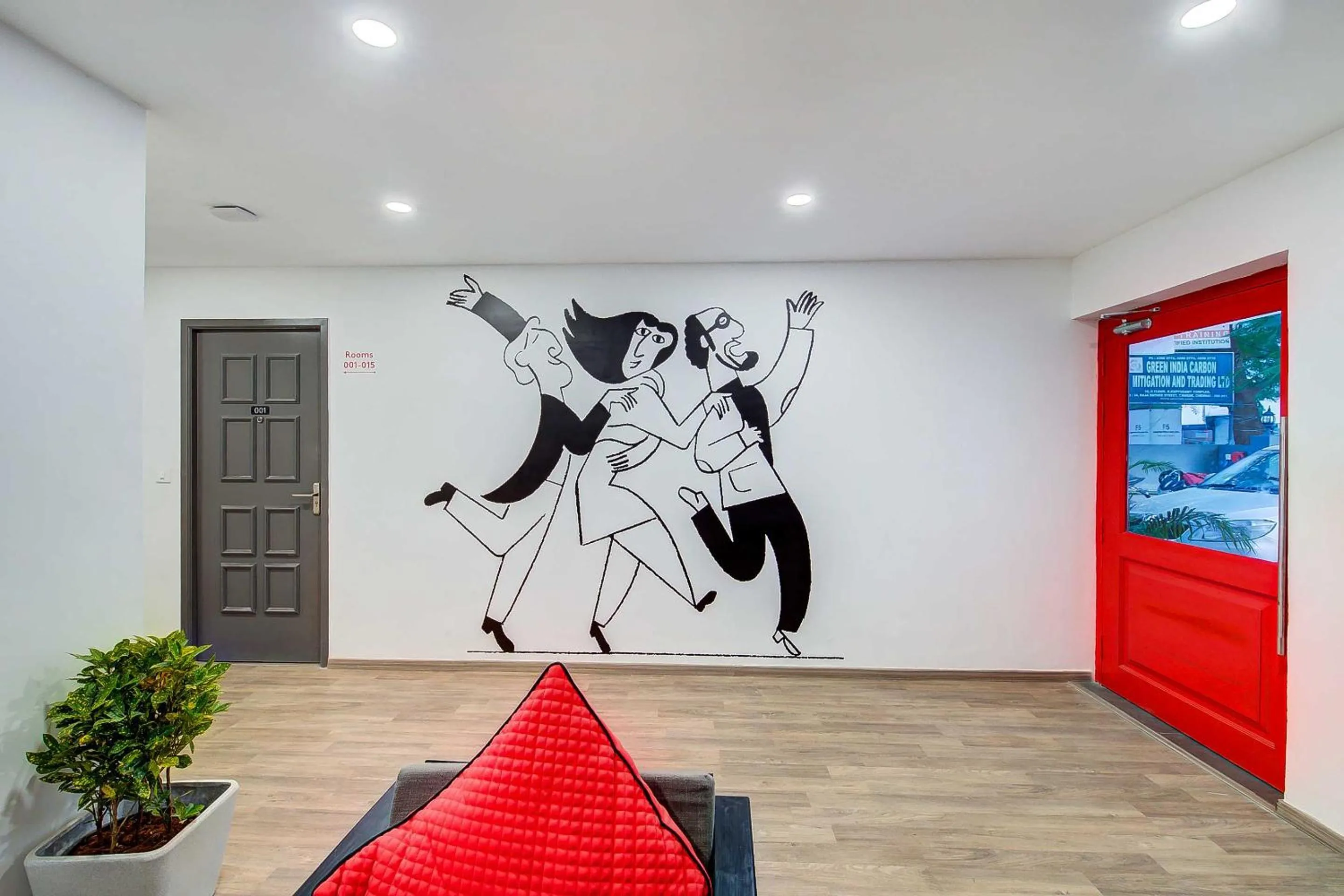 Living room in Collection O Tynampet Metro Station