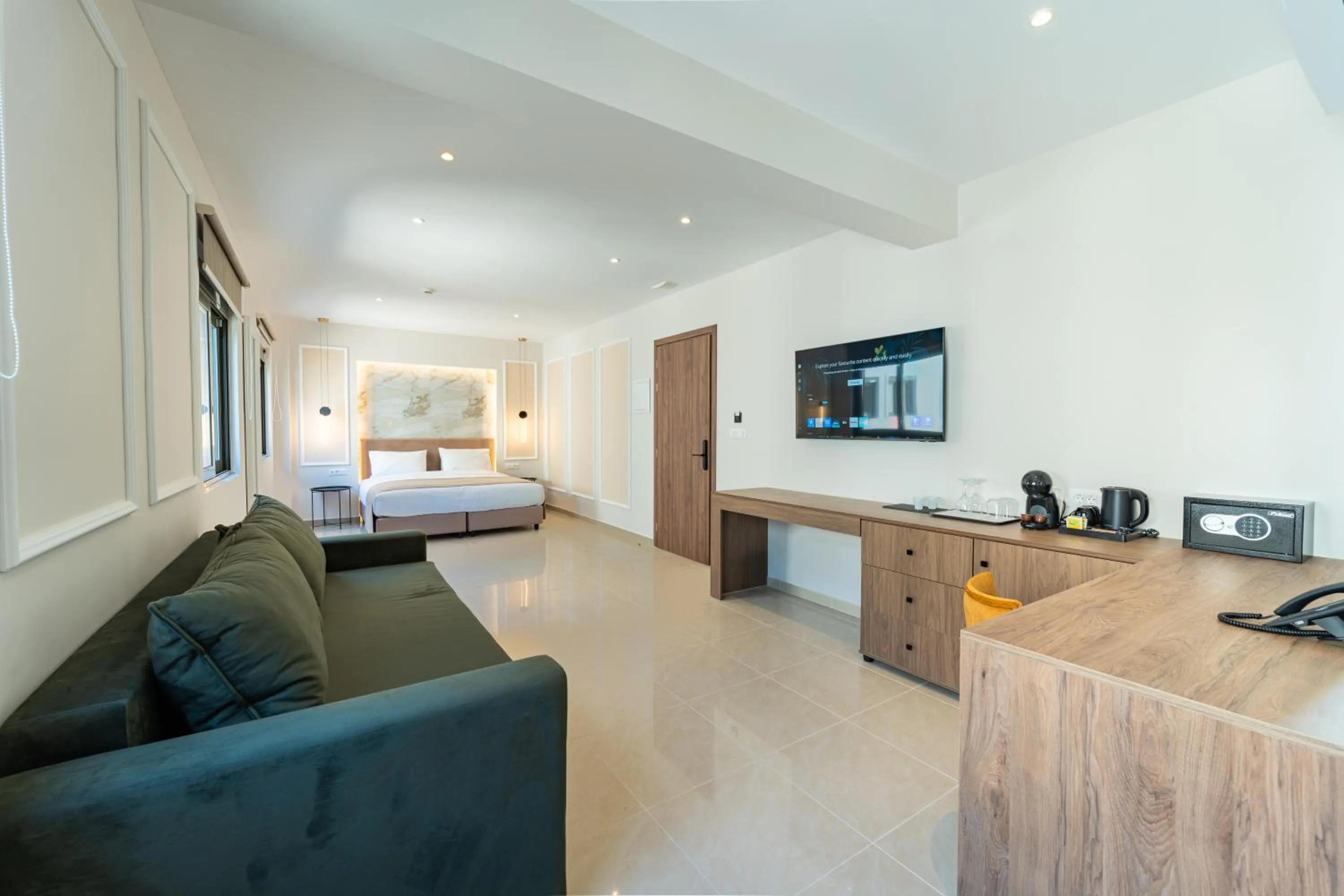 Photo of the whole room, Bed in Philia Center Suites