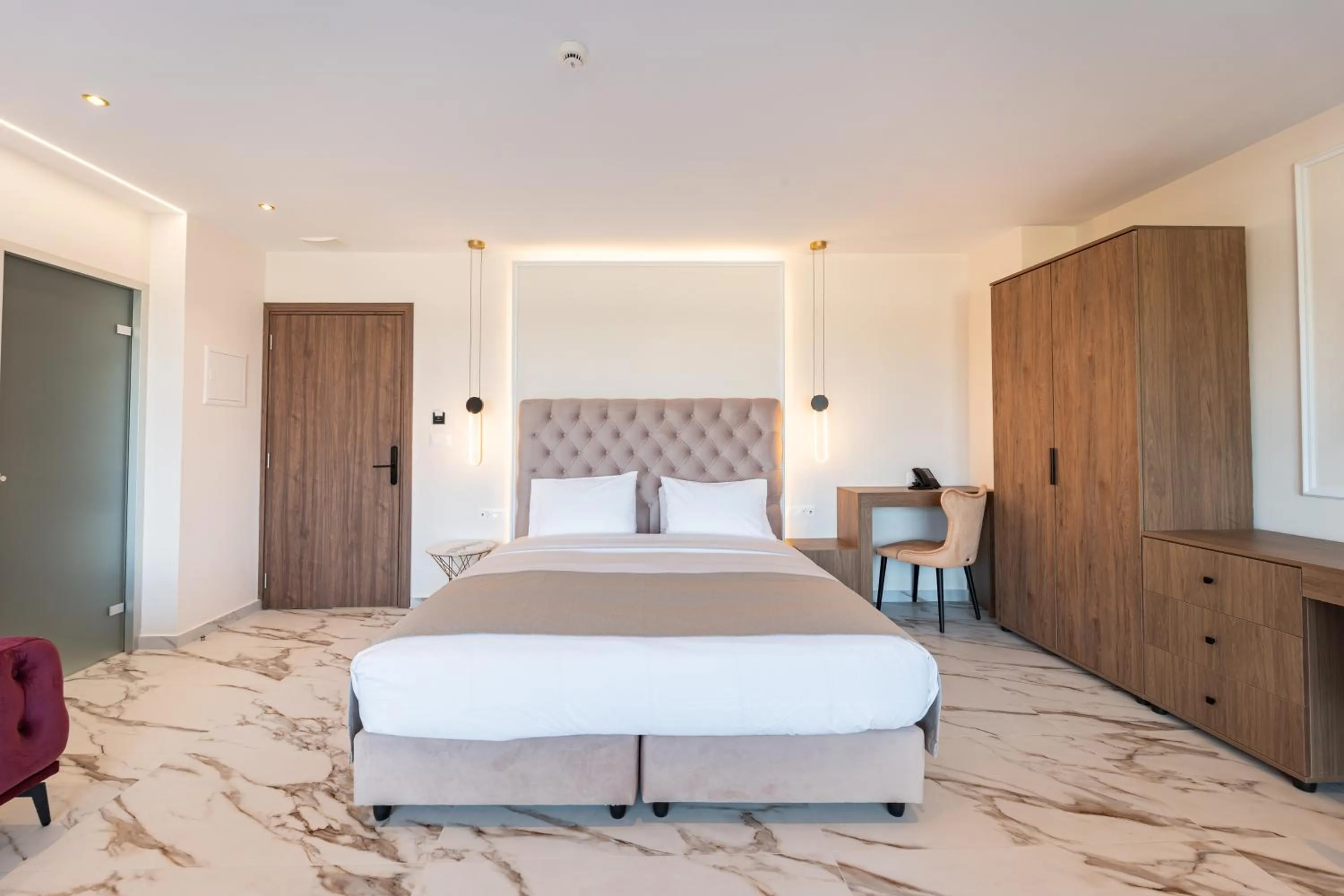 Photo of the whole room, Bed in Philia Center Suites