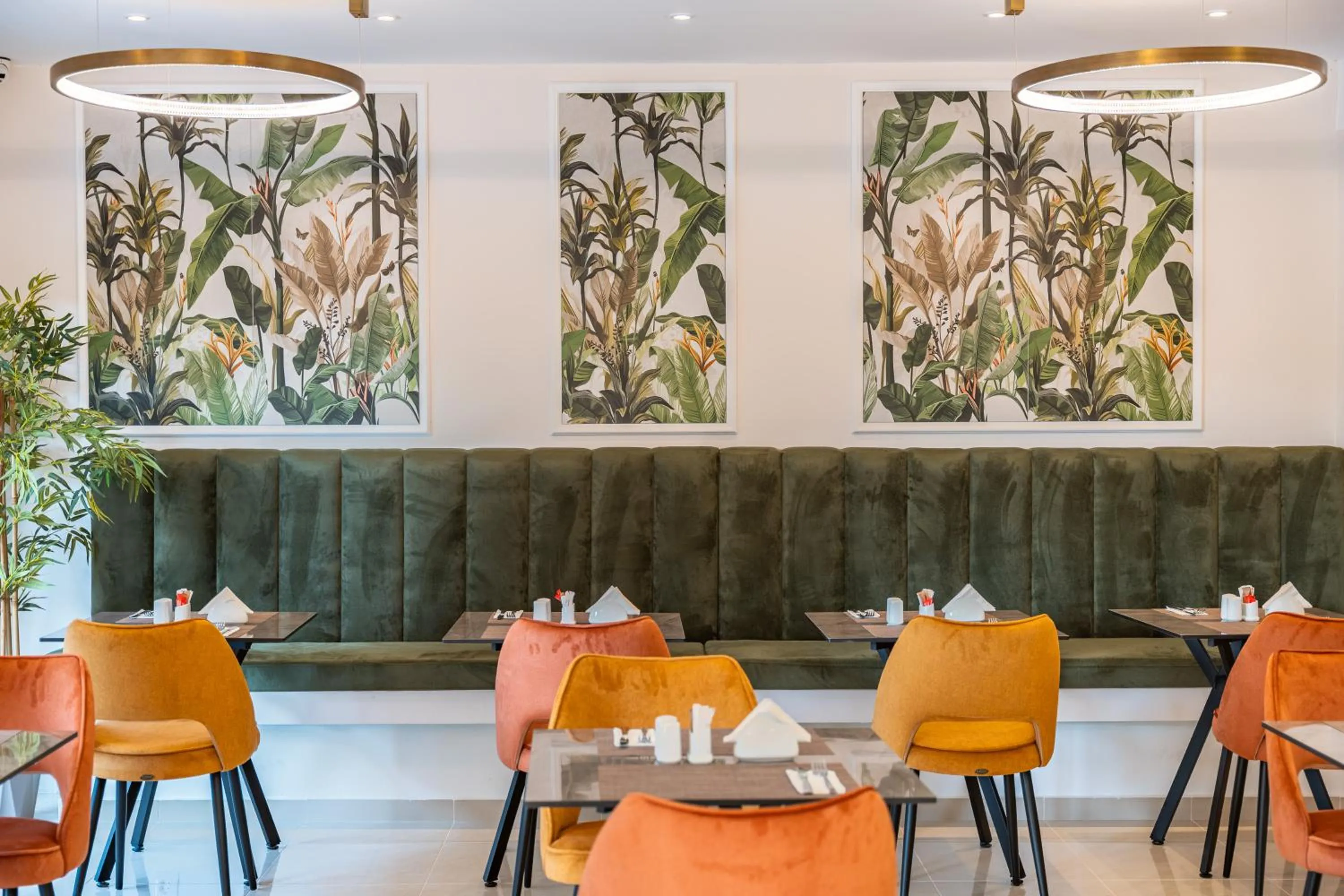 Breakfast in Philia Center Suites