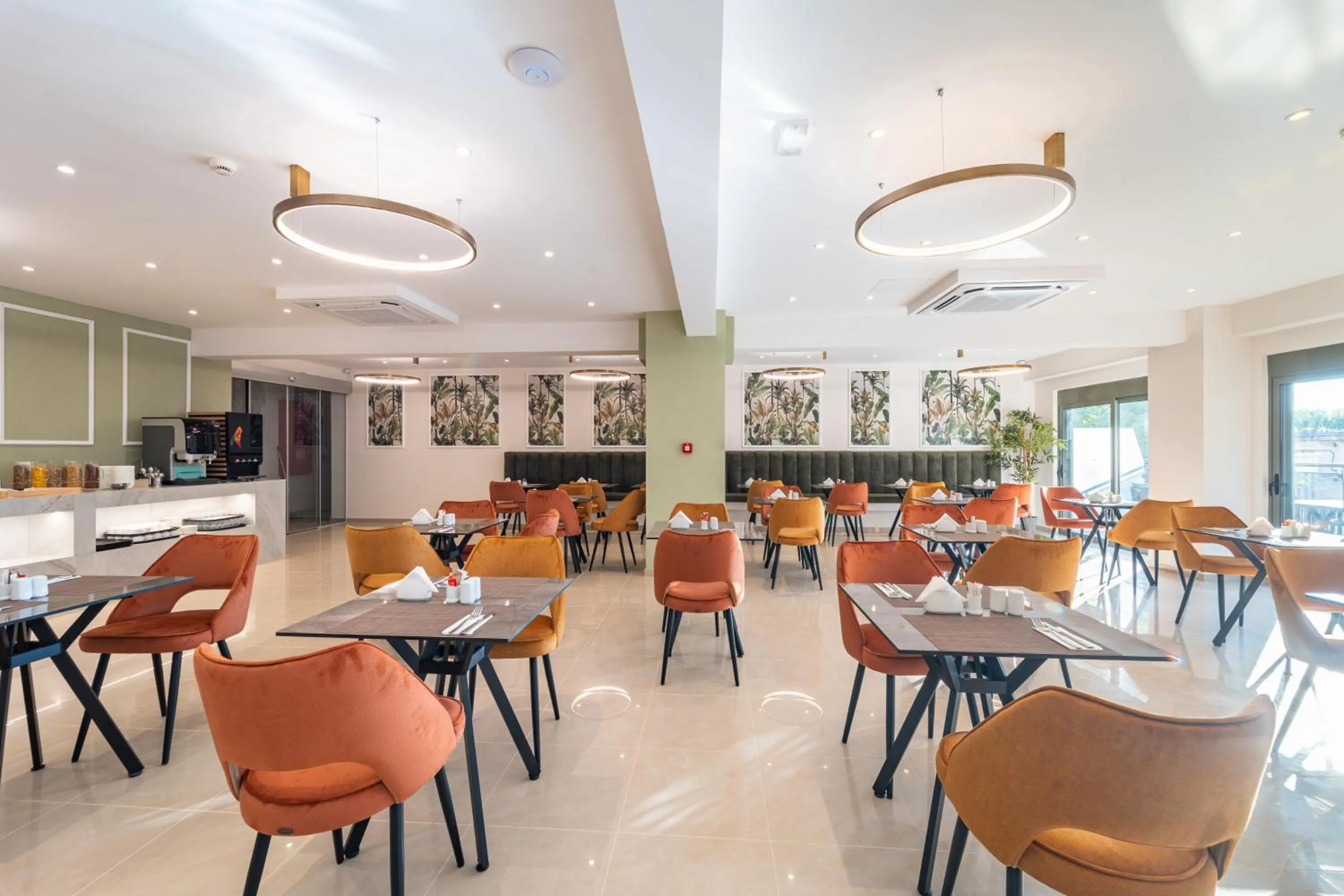 Breakfast in Philia Center Suites