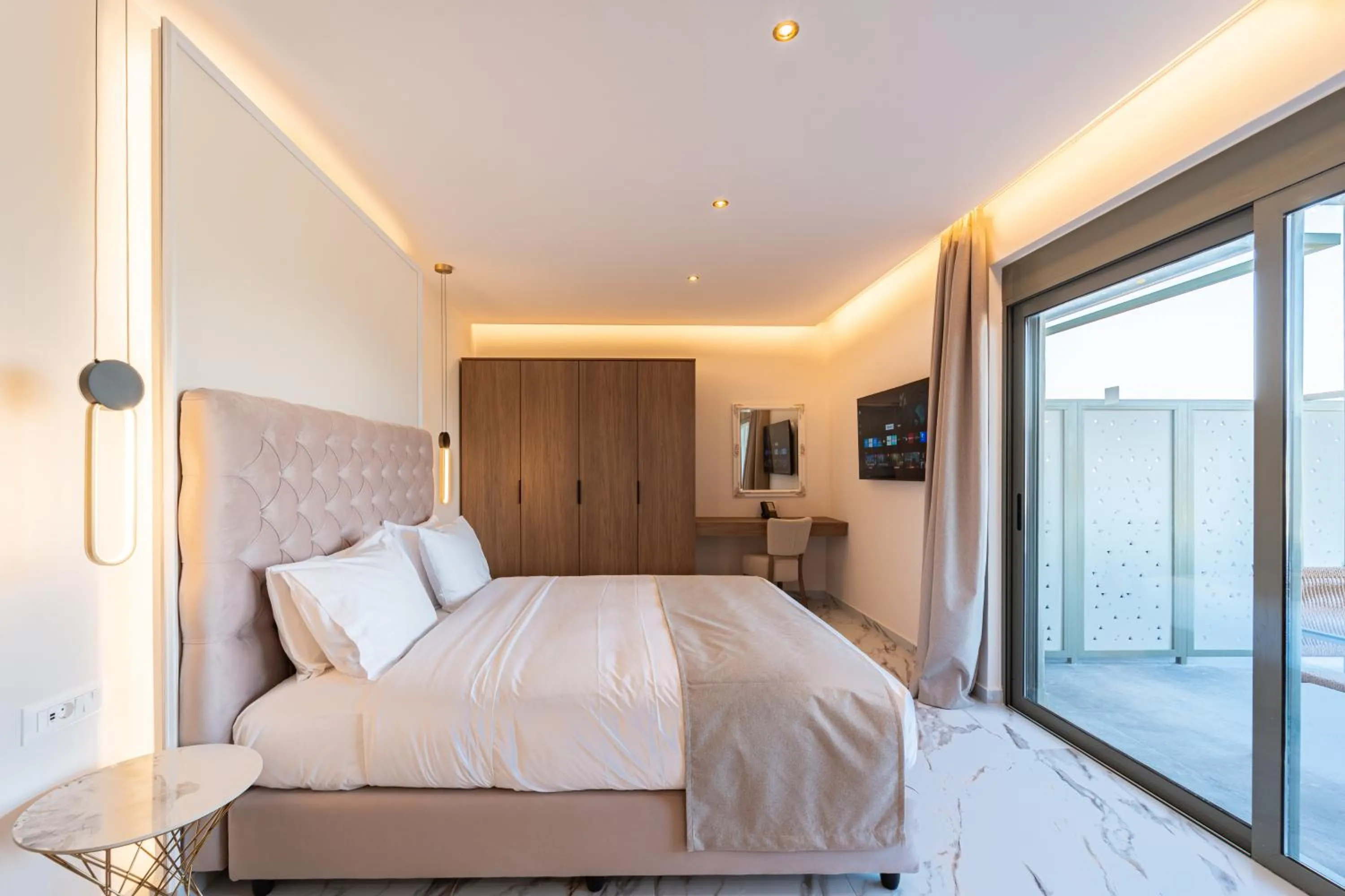 Bedroom, Bed in Philia Center Suites