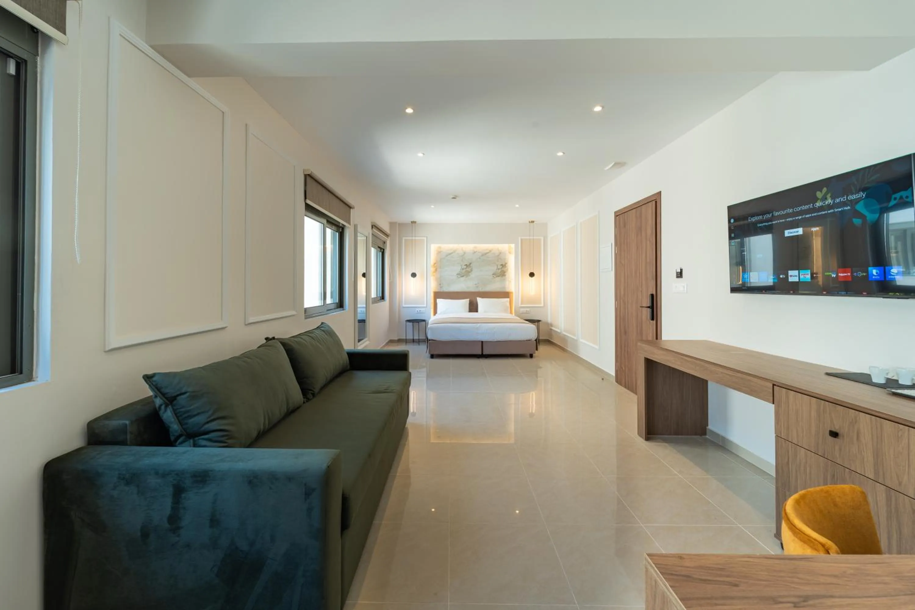 Photo of the whole room, Bed in Philia Center Suites