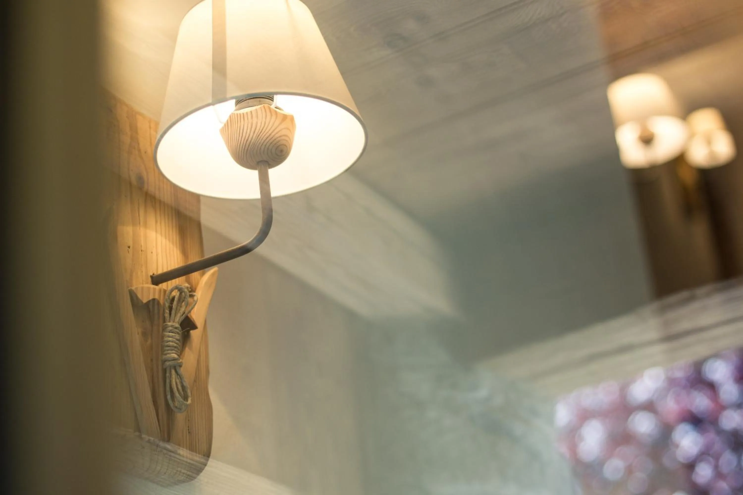 Decorative detail in Hotel Les Montagnards