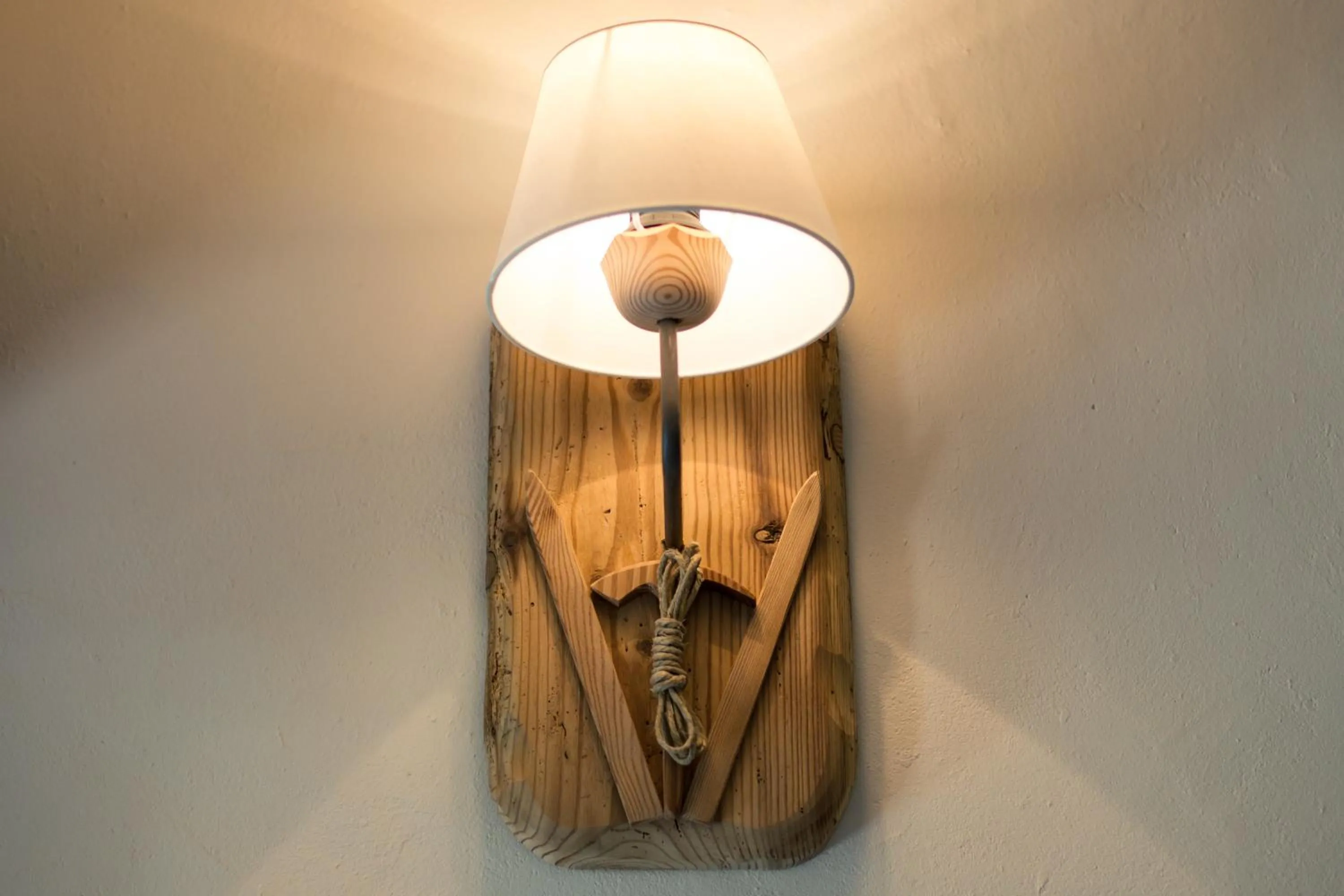 Decorative detail in Hotel Les Montagnards