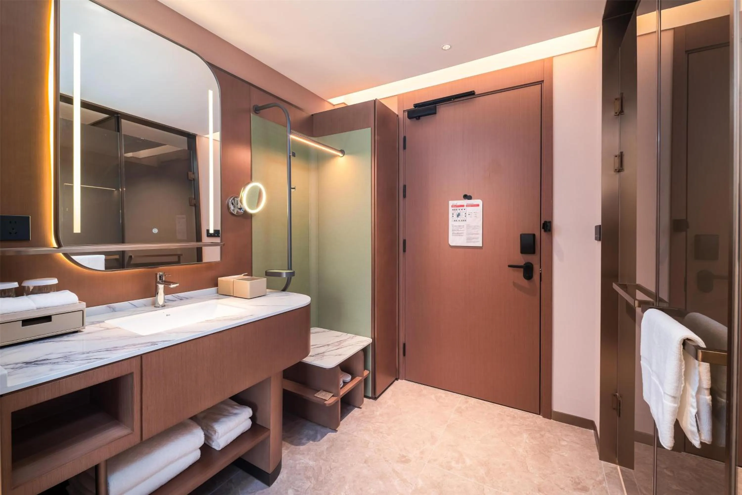 Bathroom in Hilton Garden Inn Xinyang East Railway Station