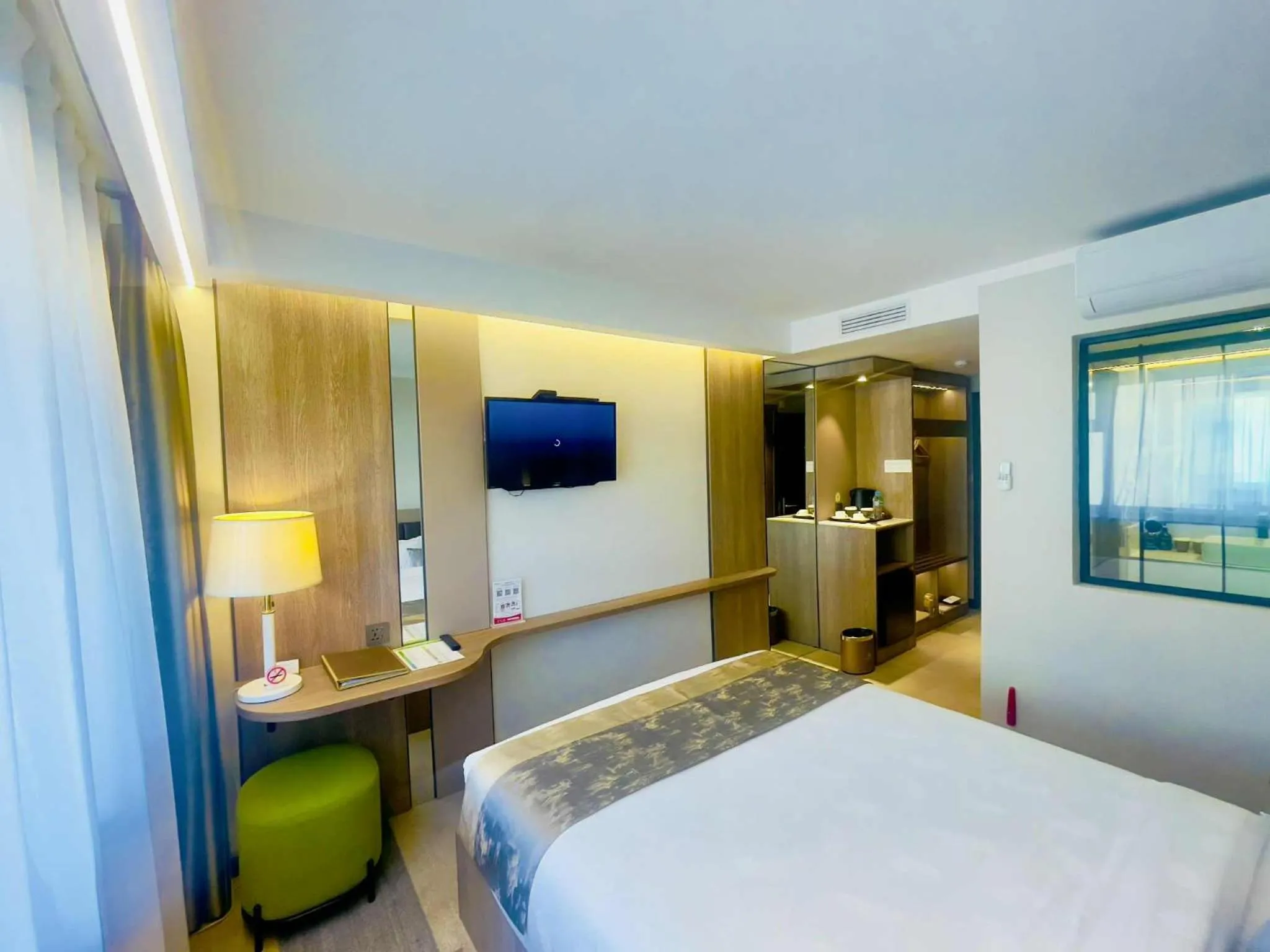 Bedroom, Bed in Flower Hotel Ulaanbaatar