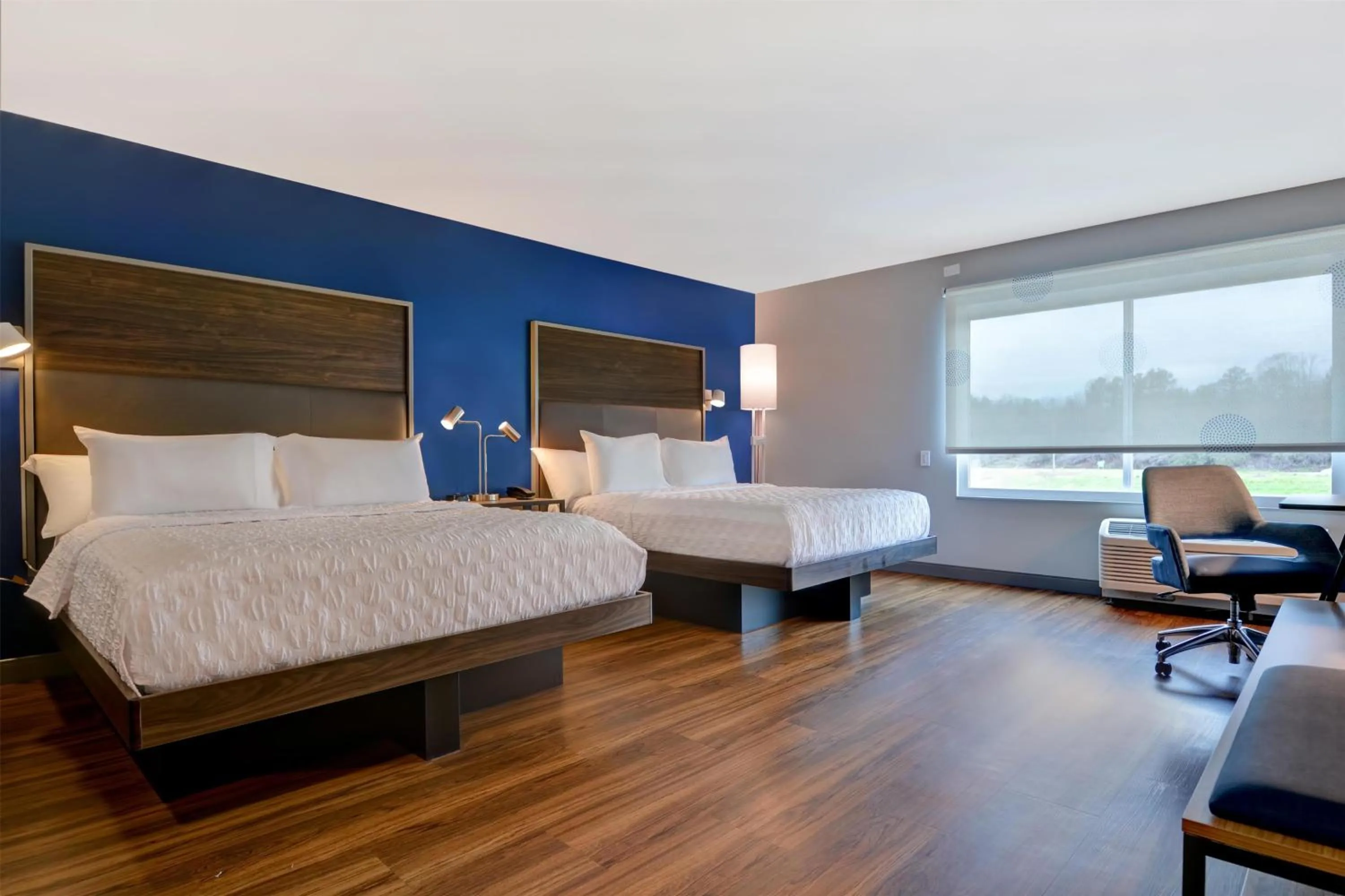 Bed in Tru By Hilton Augusta Washington Road