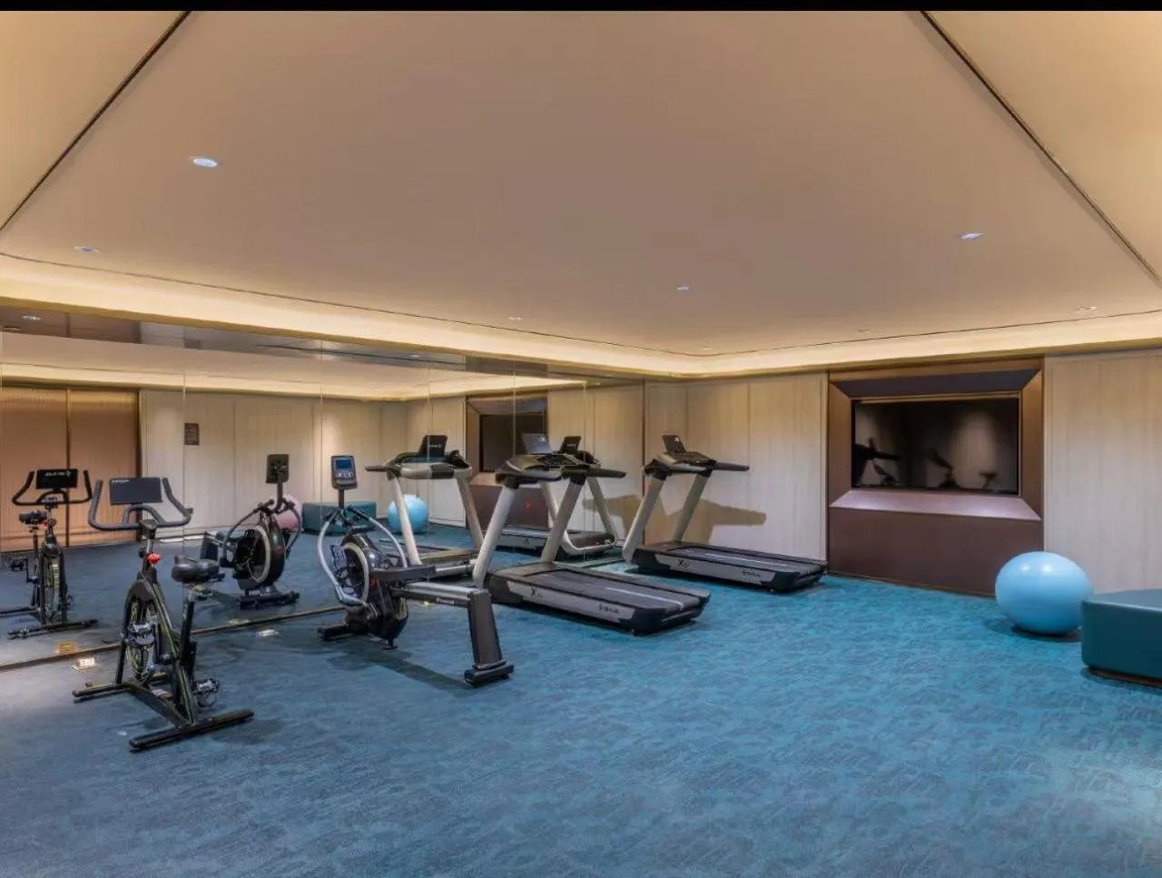 Spa and wellness centre/facilities in Jingdong Headquarters Crystal Orange Hotel, Yizhuang, Beijing