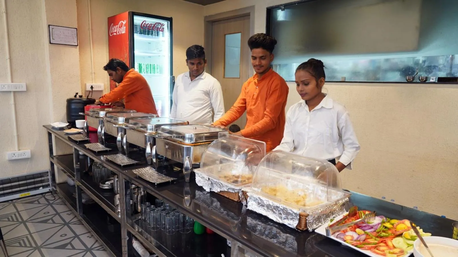 Buffet breakfast in Hotel Anant Inn