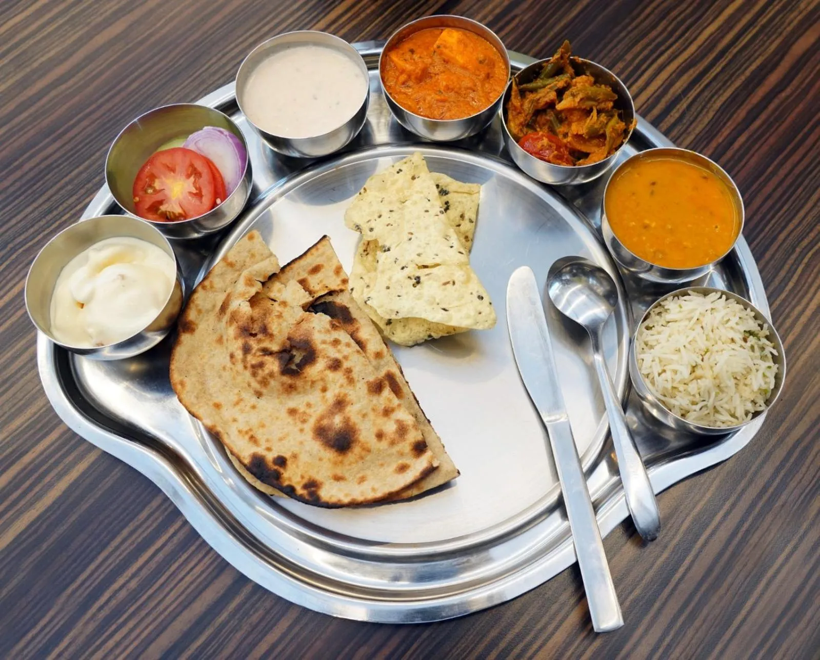 Food and drinks in Hotel Anant Inn