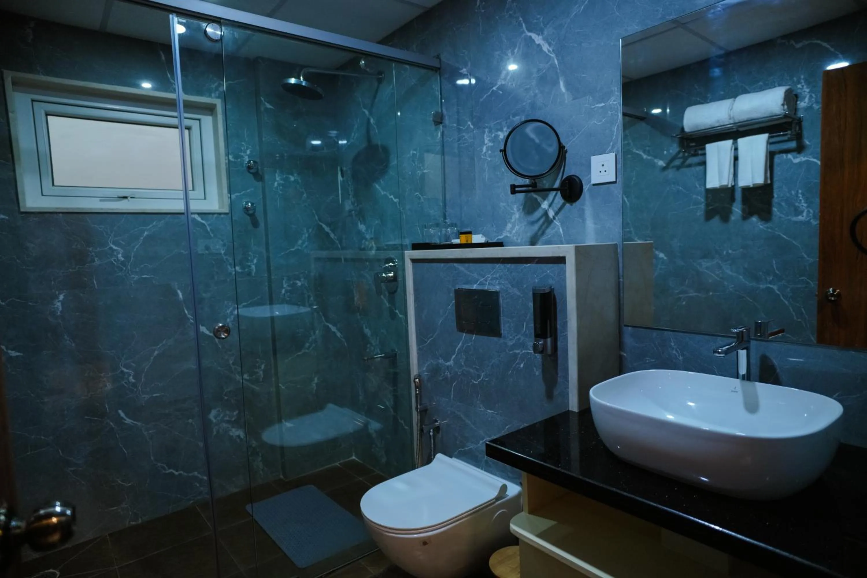Shower in Harikaa Resort