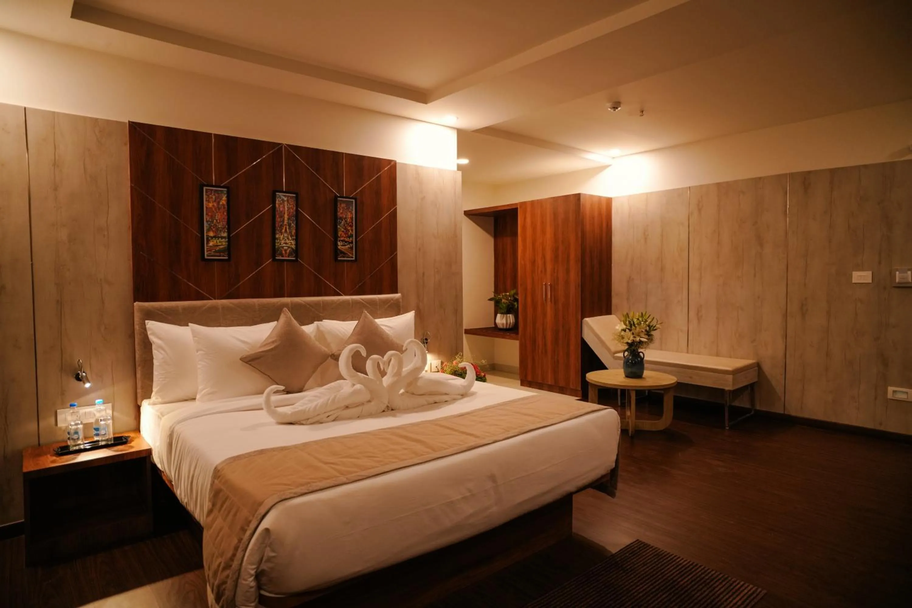 Bed in Harikaa Resort