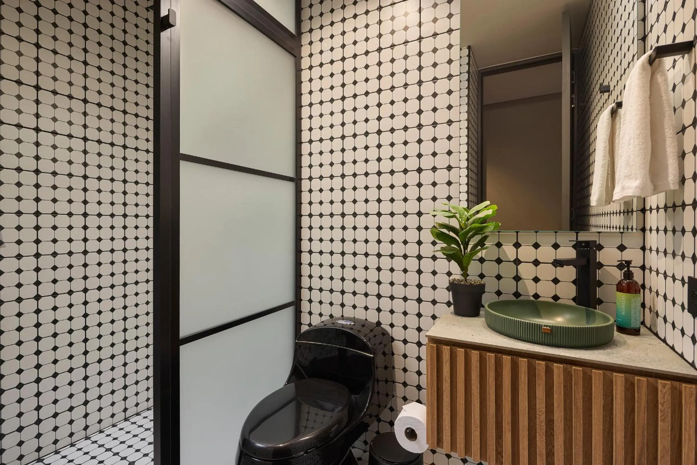 Bathroom in Calle Flora Hotel by Jalo