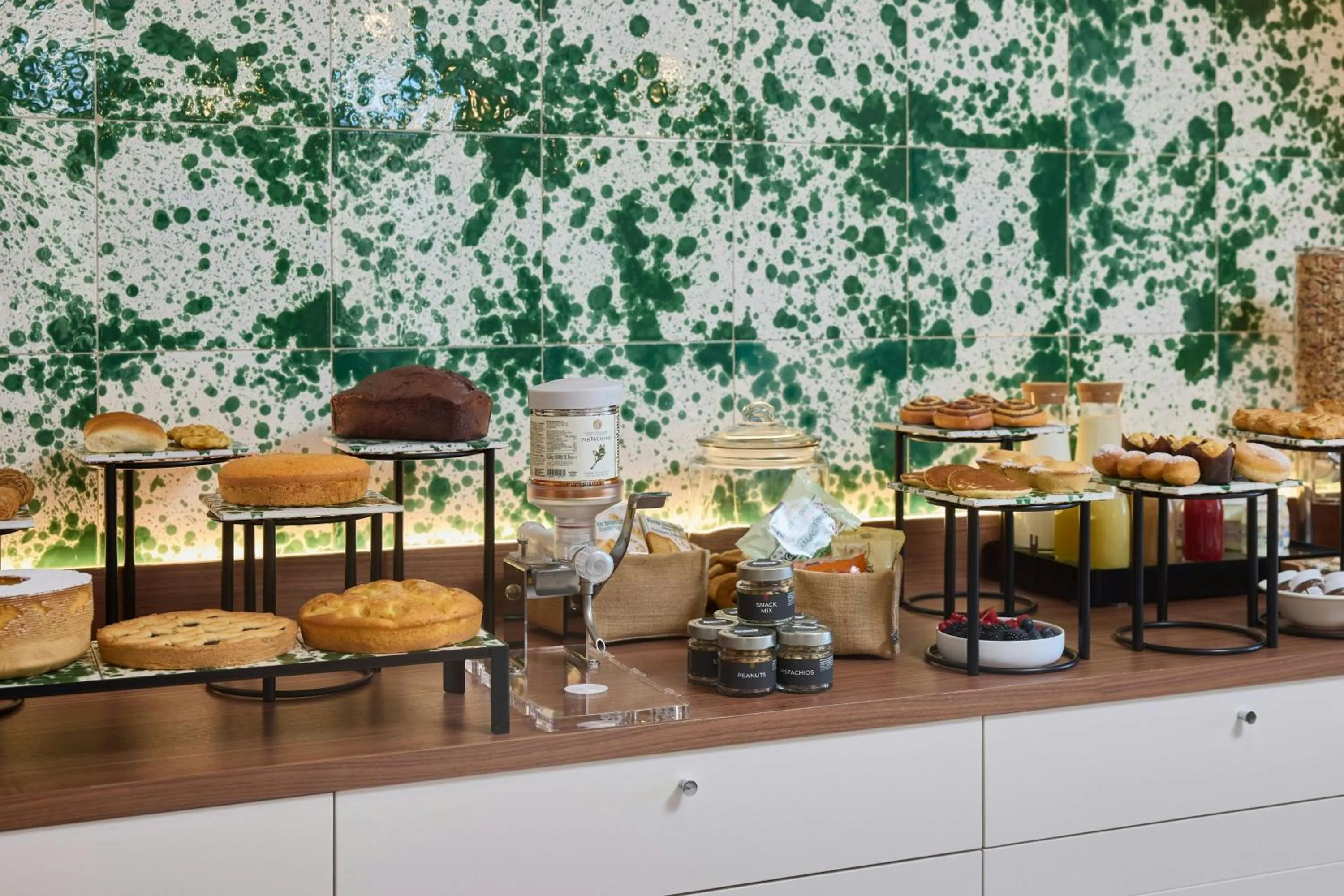 Breakfast in Cala Ponte, a Tribute Portfolio Hotel