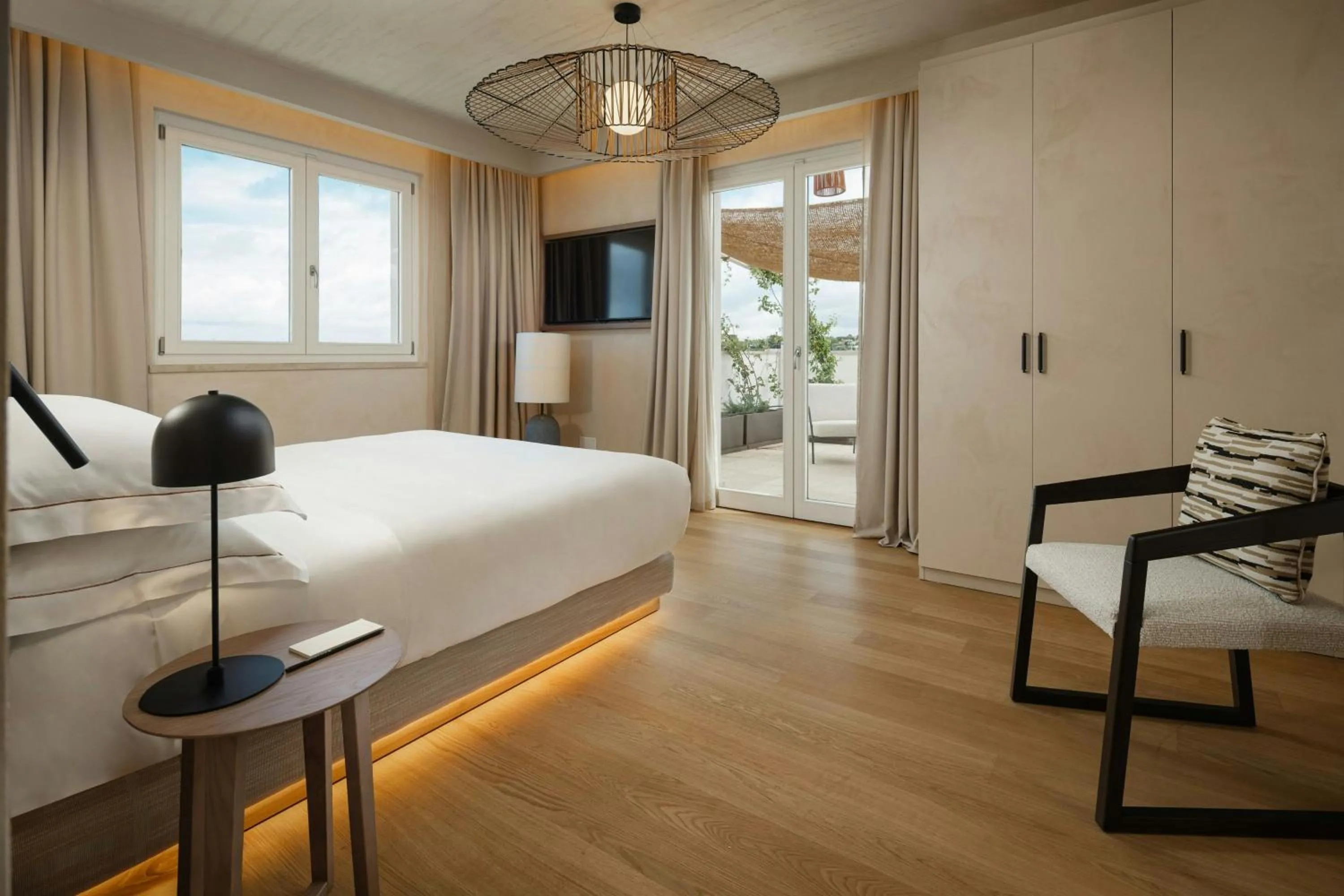 Photo of the whole room, Bed in Cala Ponte, a Tribute Portfolio Hotel