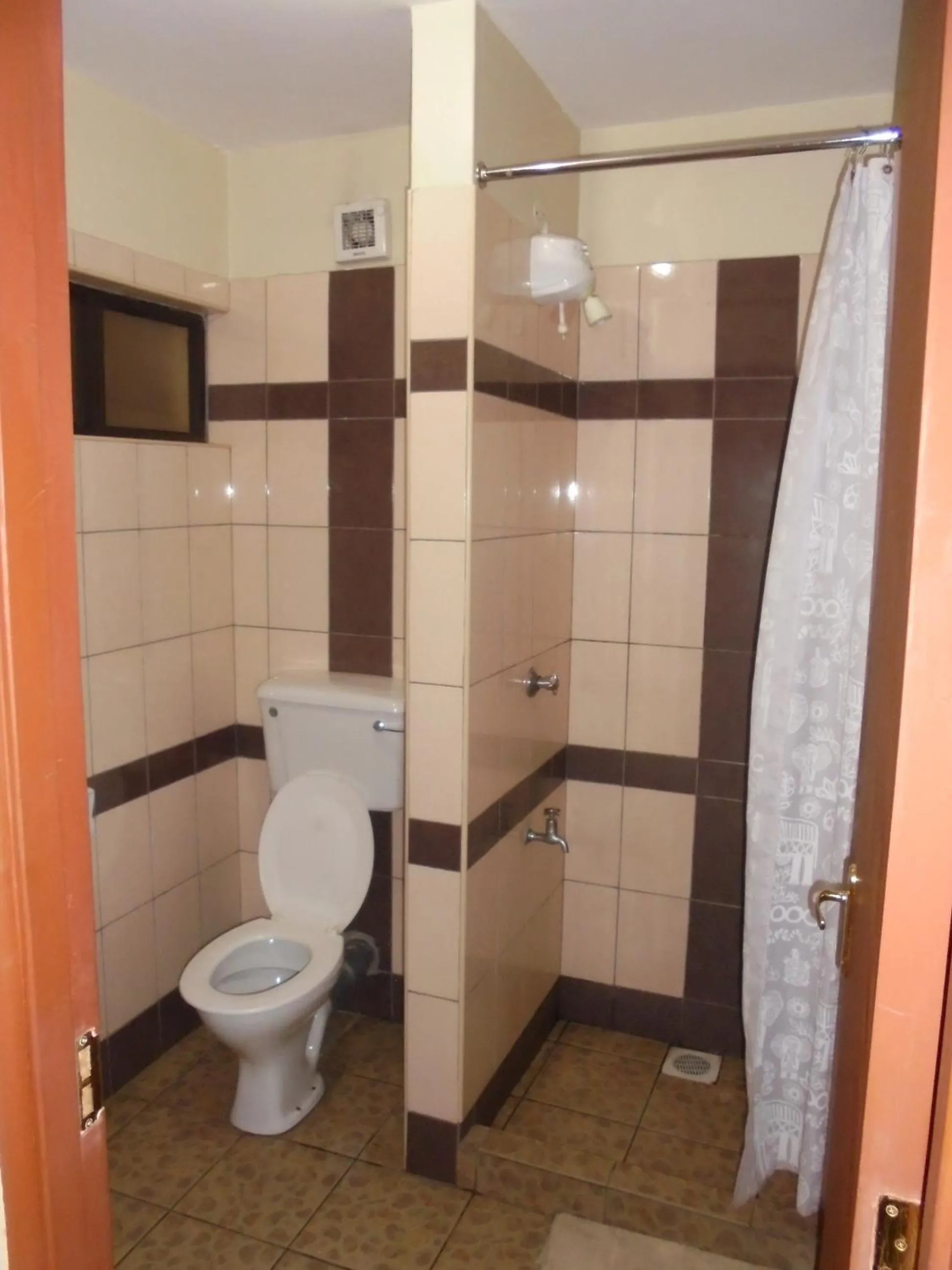 Toilet in Nairobi Transit Hotel