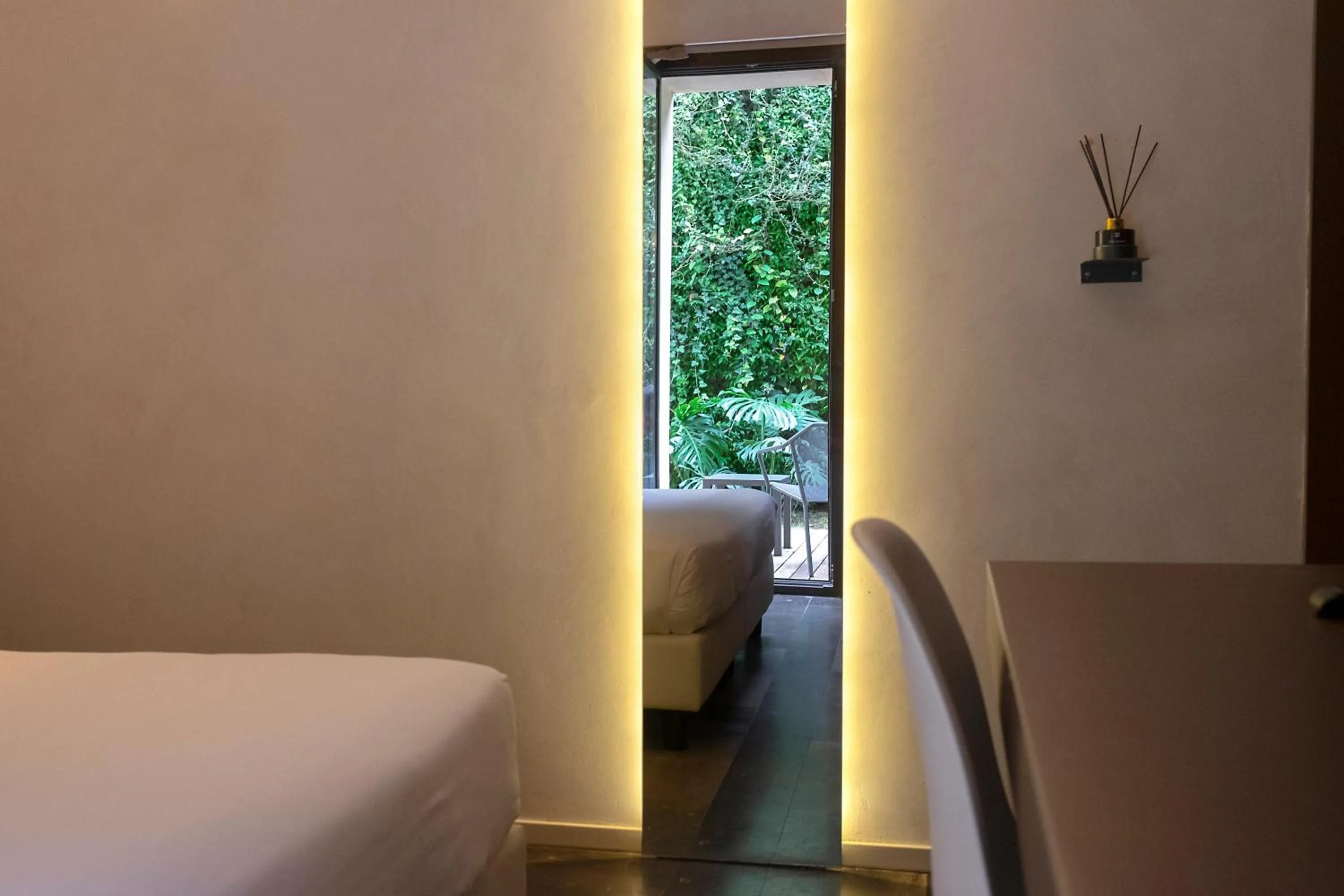 Patio, Bed in Villa Boscarino Boutique Hotel & Spa