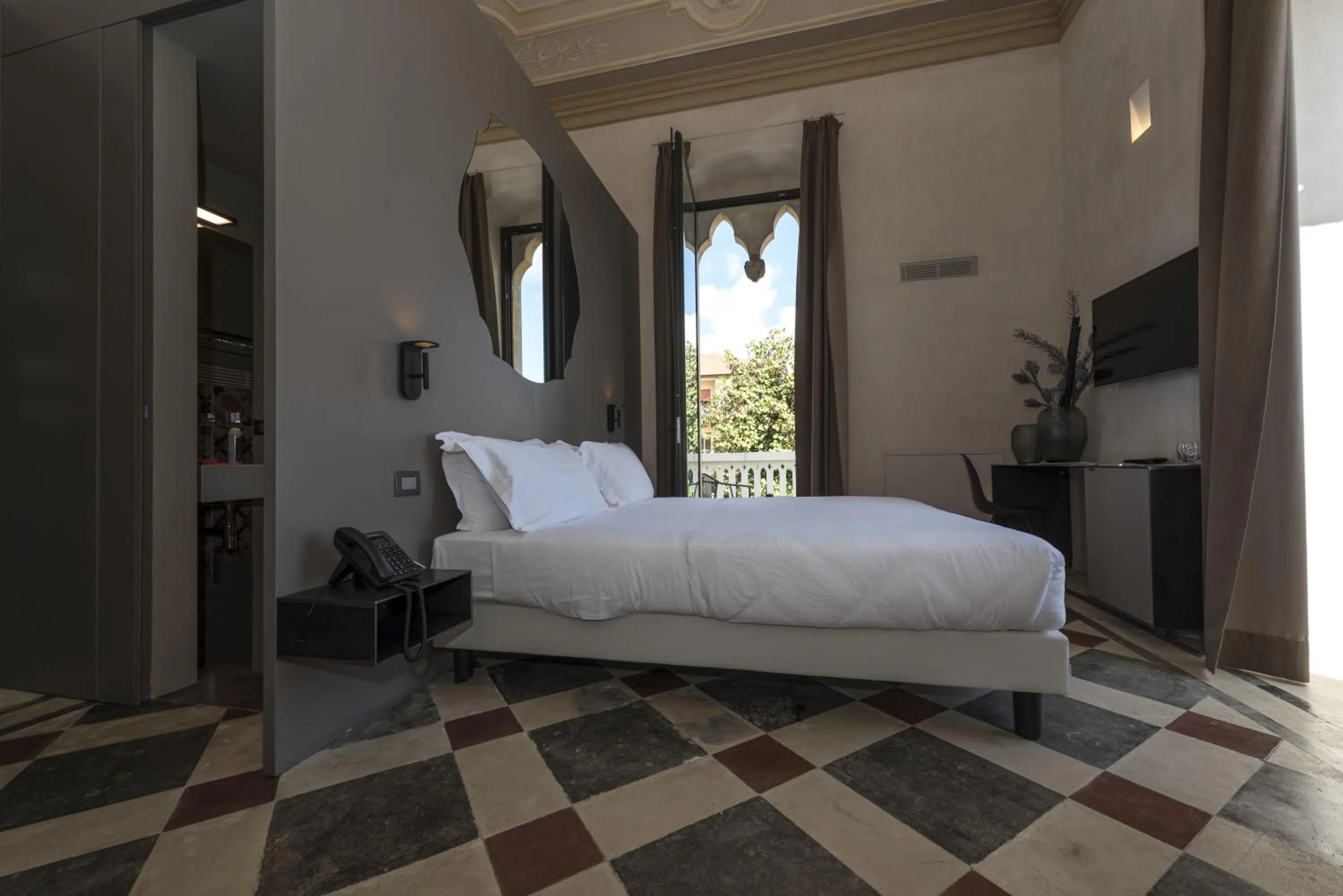 Photo of the whole room, Bed in Villa Boscarino Boutique Hotel & Spa