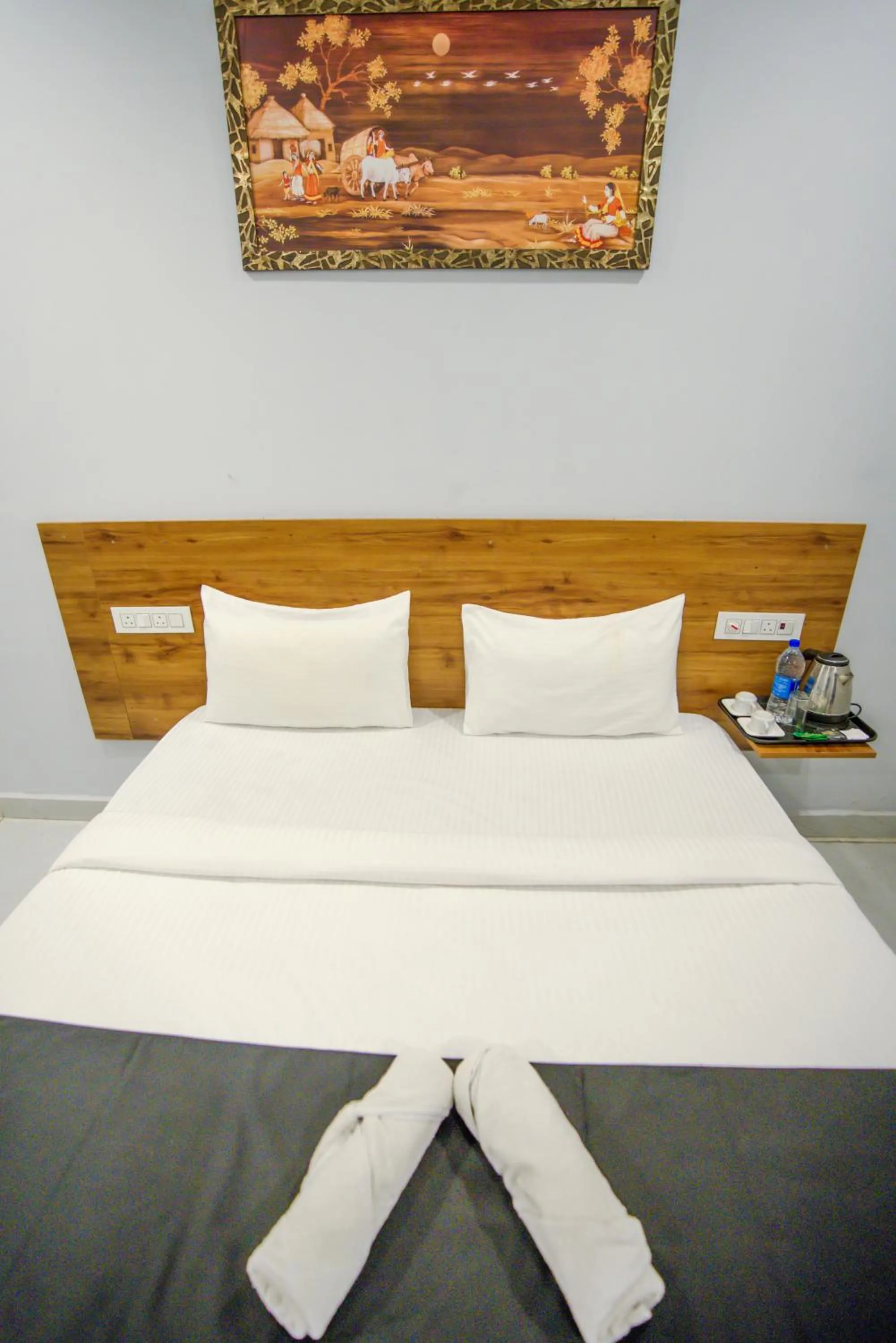 Bed in Hotel Vaishnavi Classic