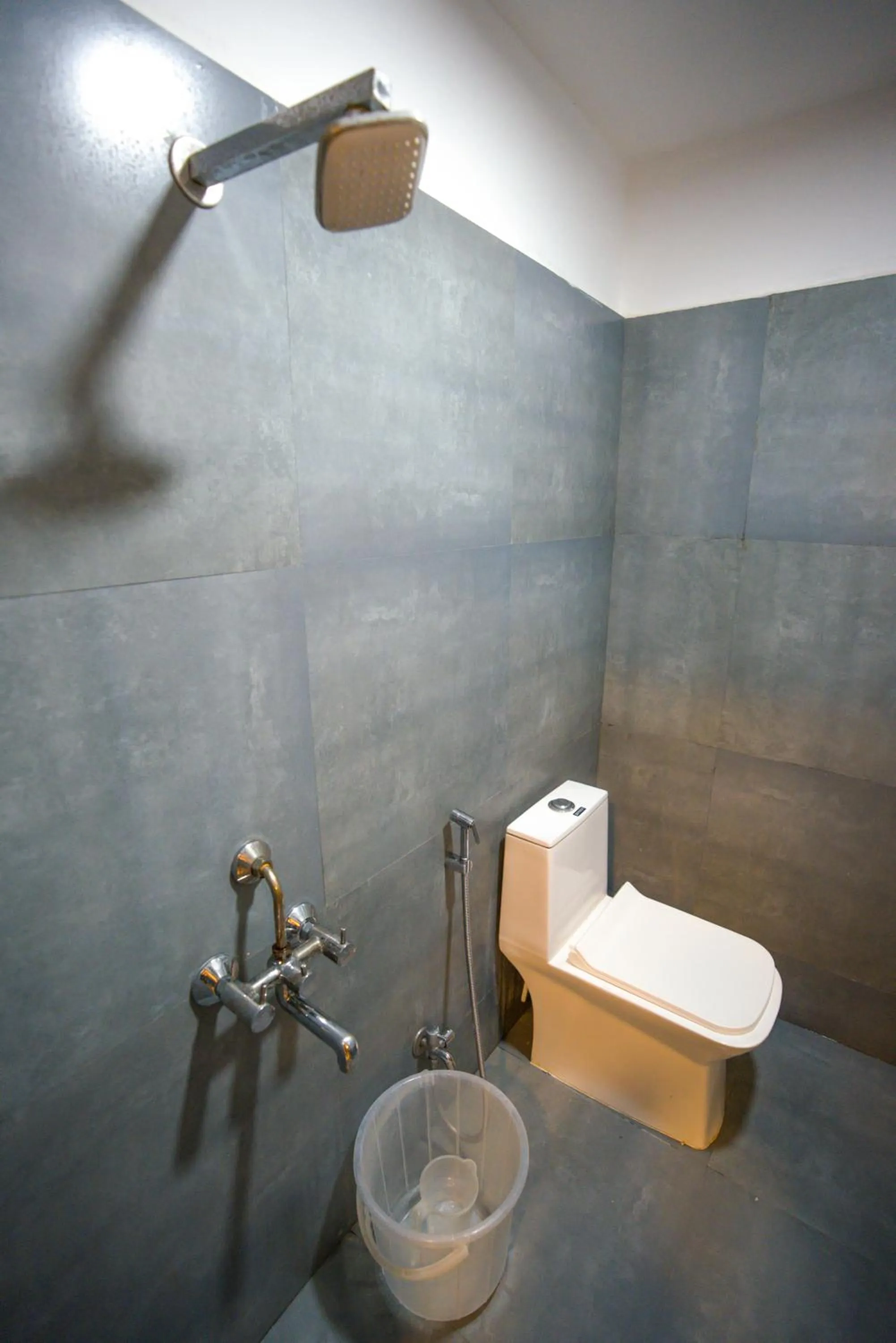 Bathroom in Hotel Vaishnavi Classic