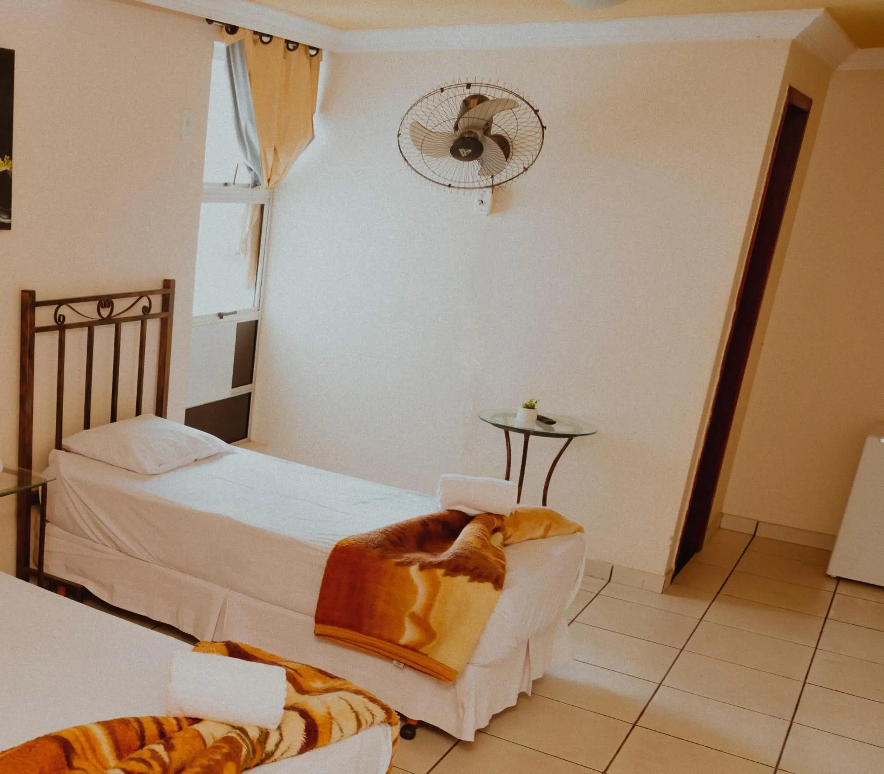 Single Room in Hotel Salto Grande Single Room in Hotel Salto Grande