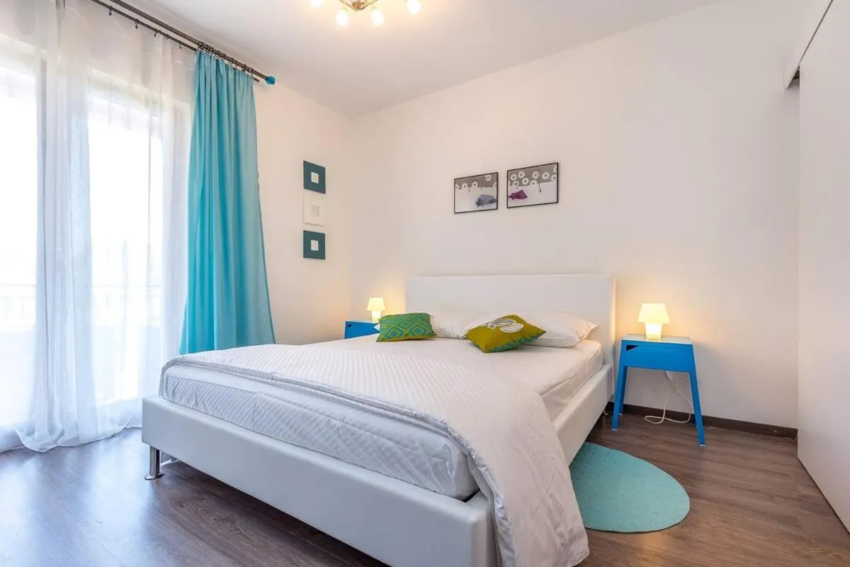 Other, Bed in Apartment Miro