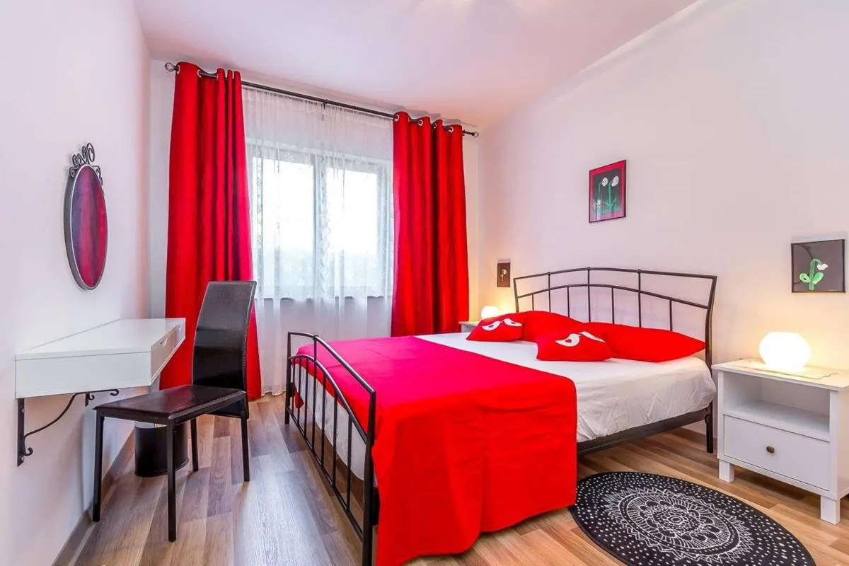 Other, Bed in Apartment Miro