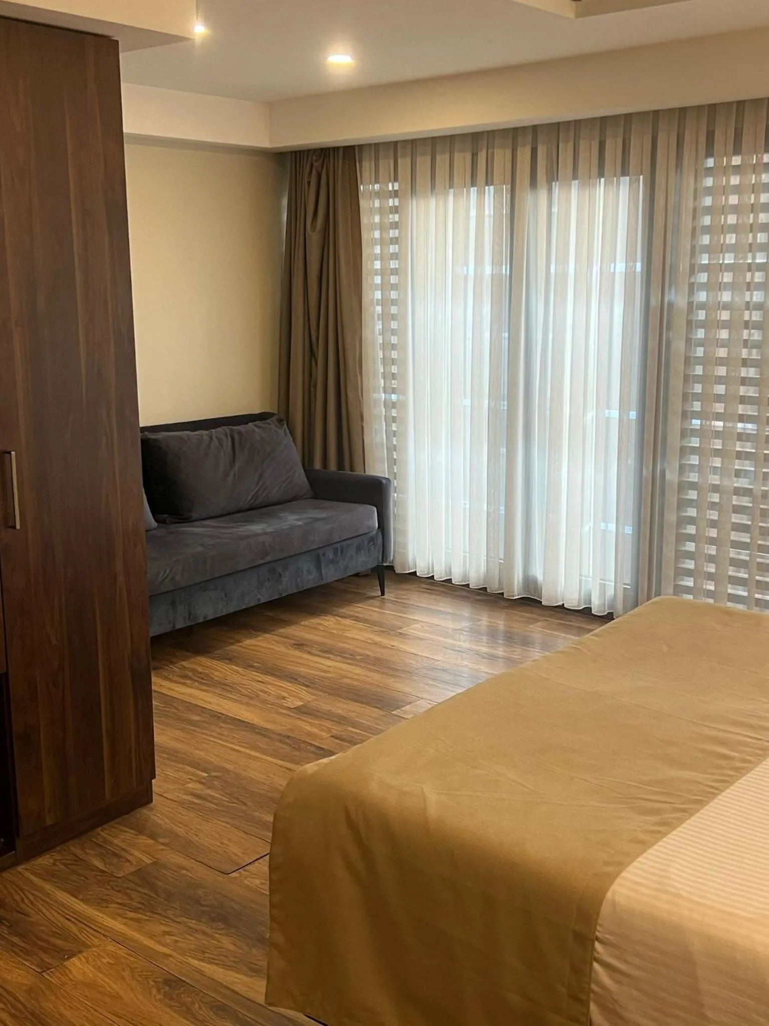 Seating area, Bed in The Way Hotel