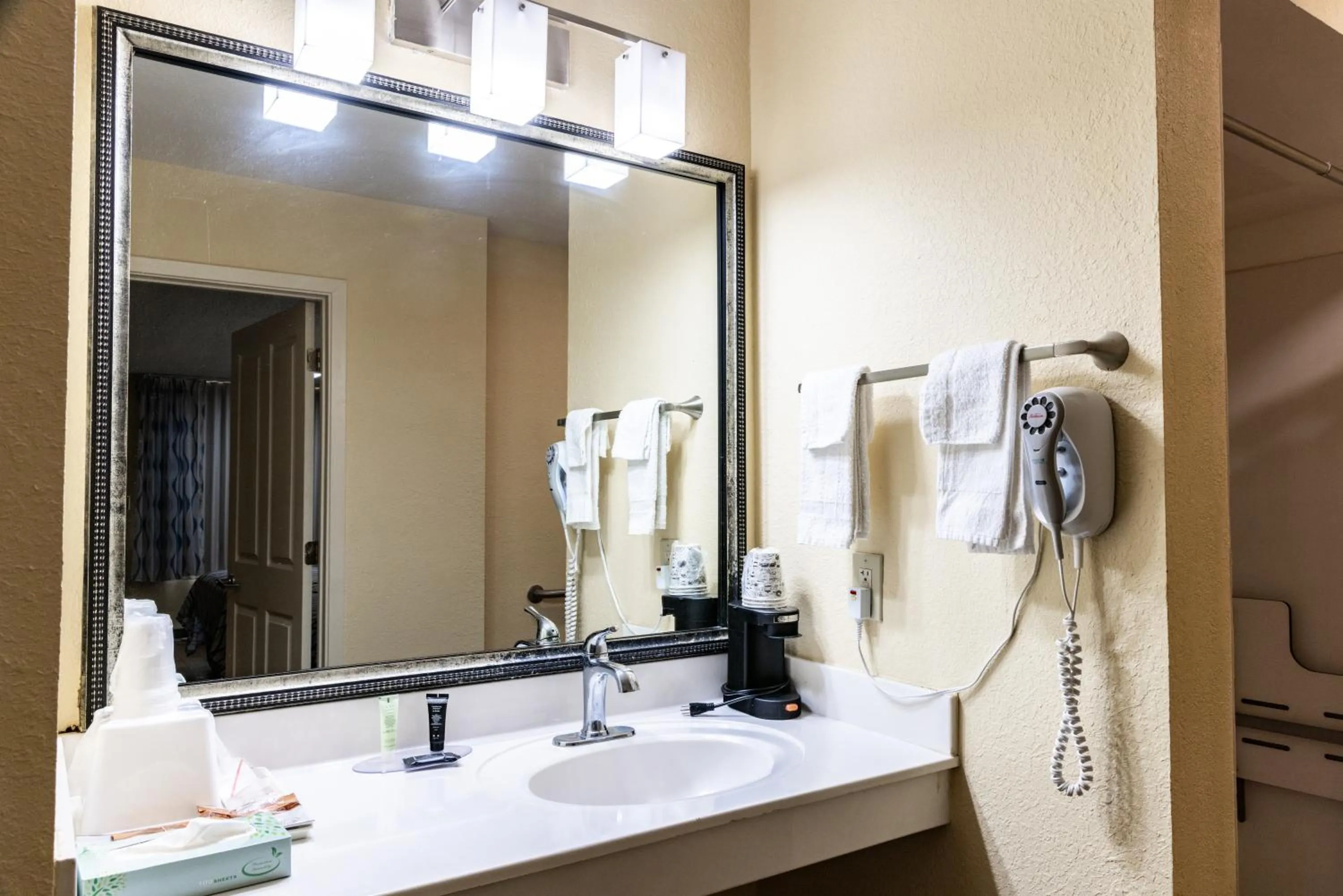 Boerne Inn and Suites