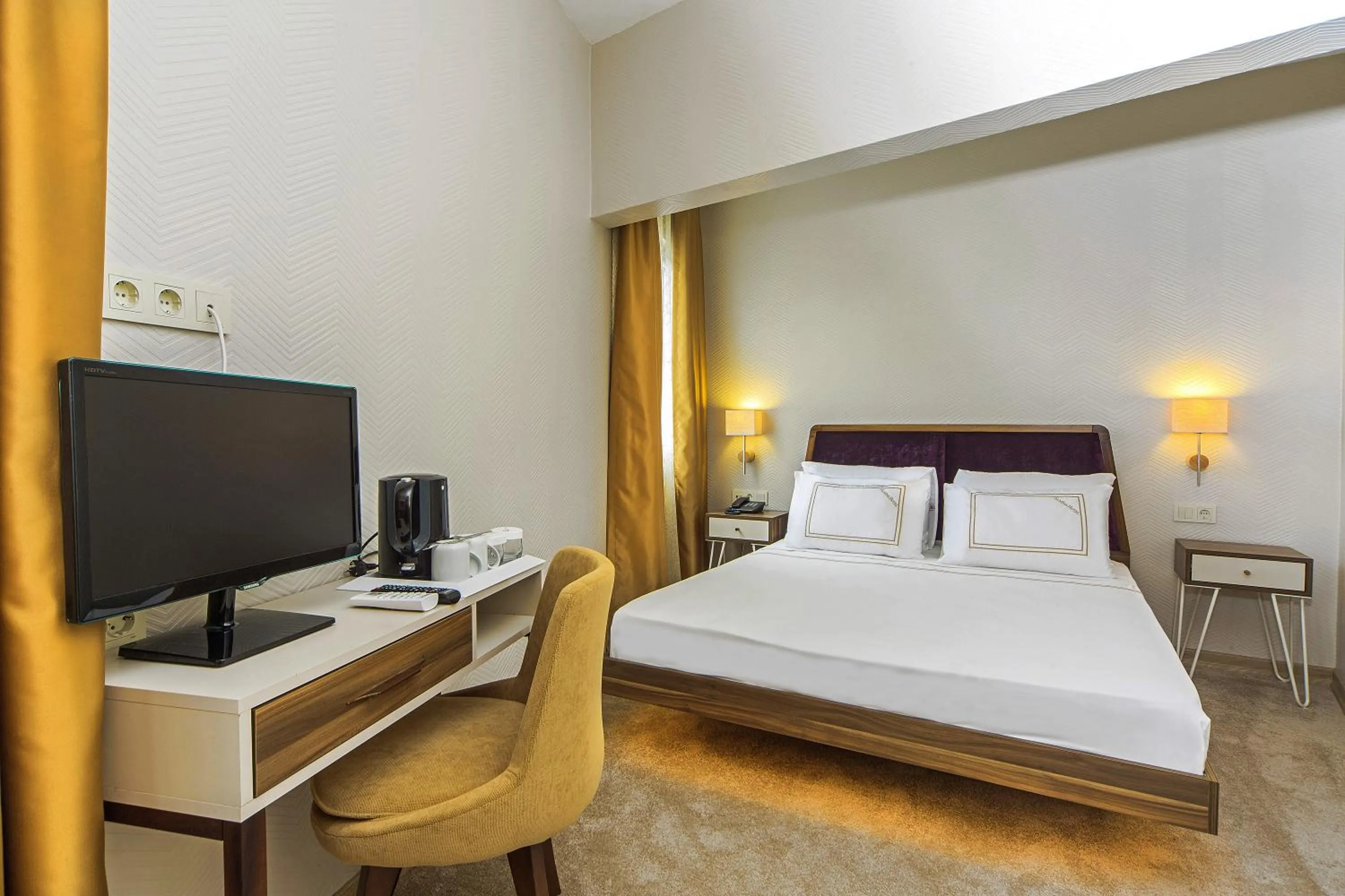 Photo of the whole room in Almina Guest House