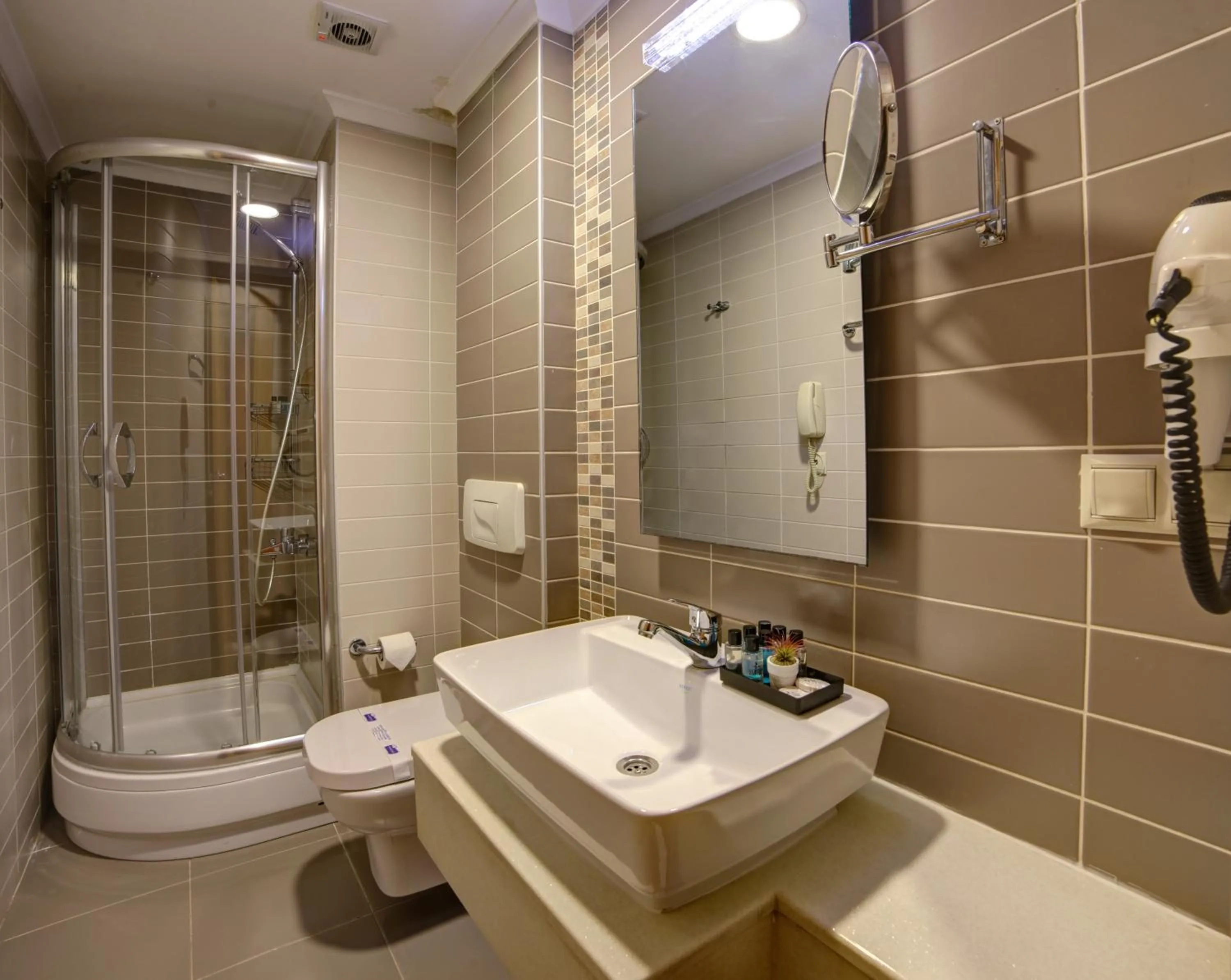 Bathroom in Almina Guest House