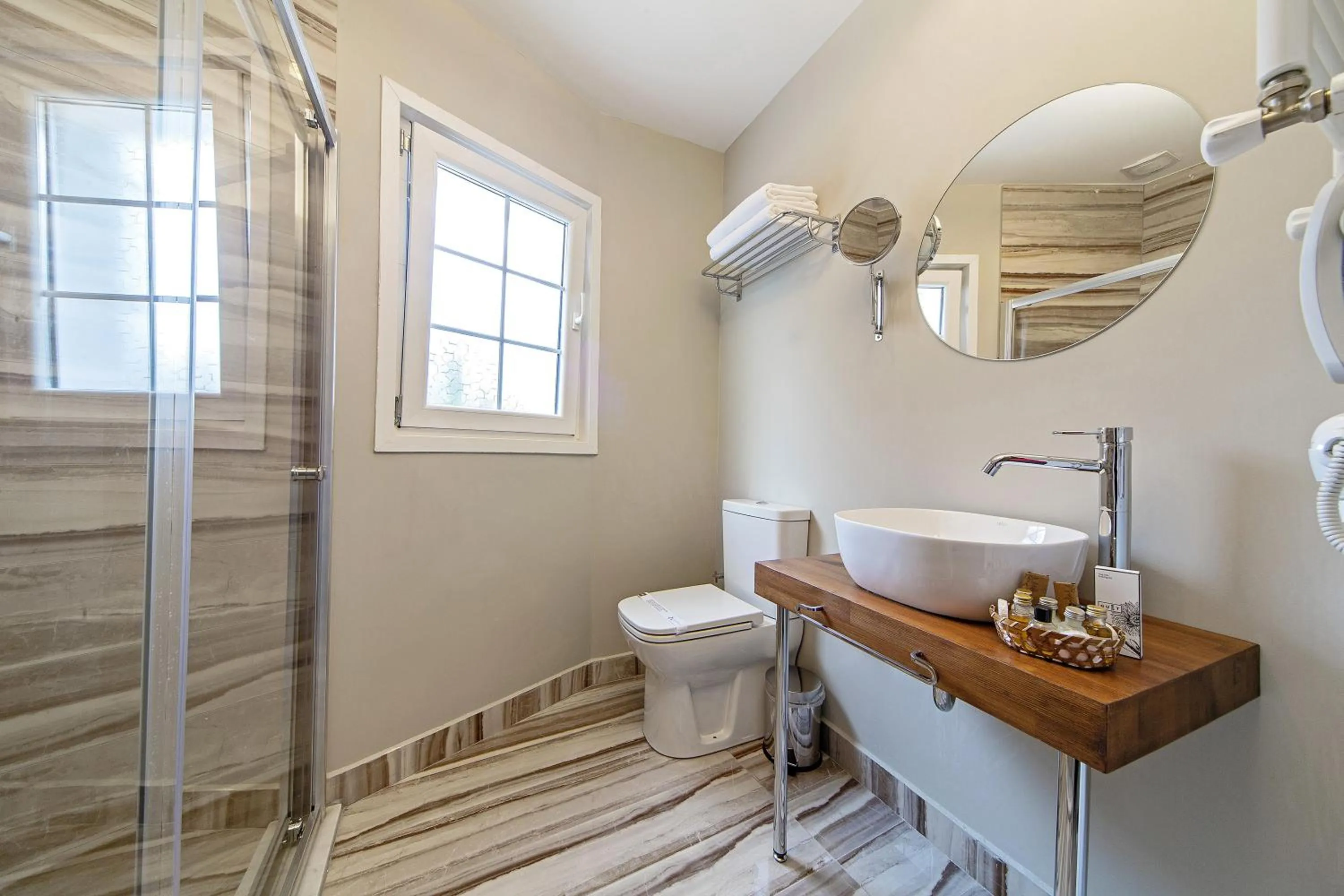 Bathroom in Almina Guest House