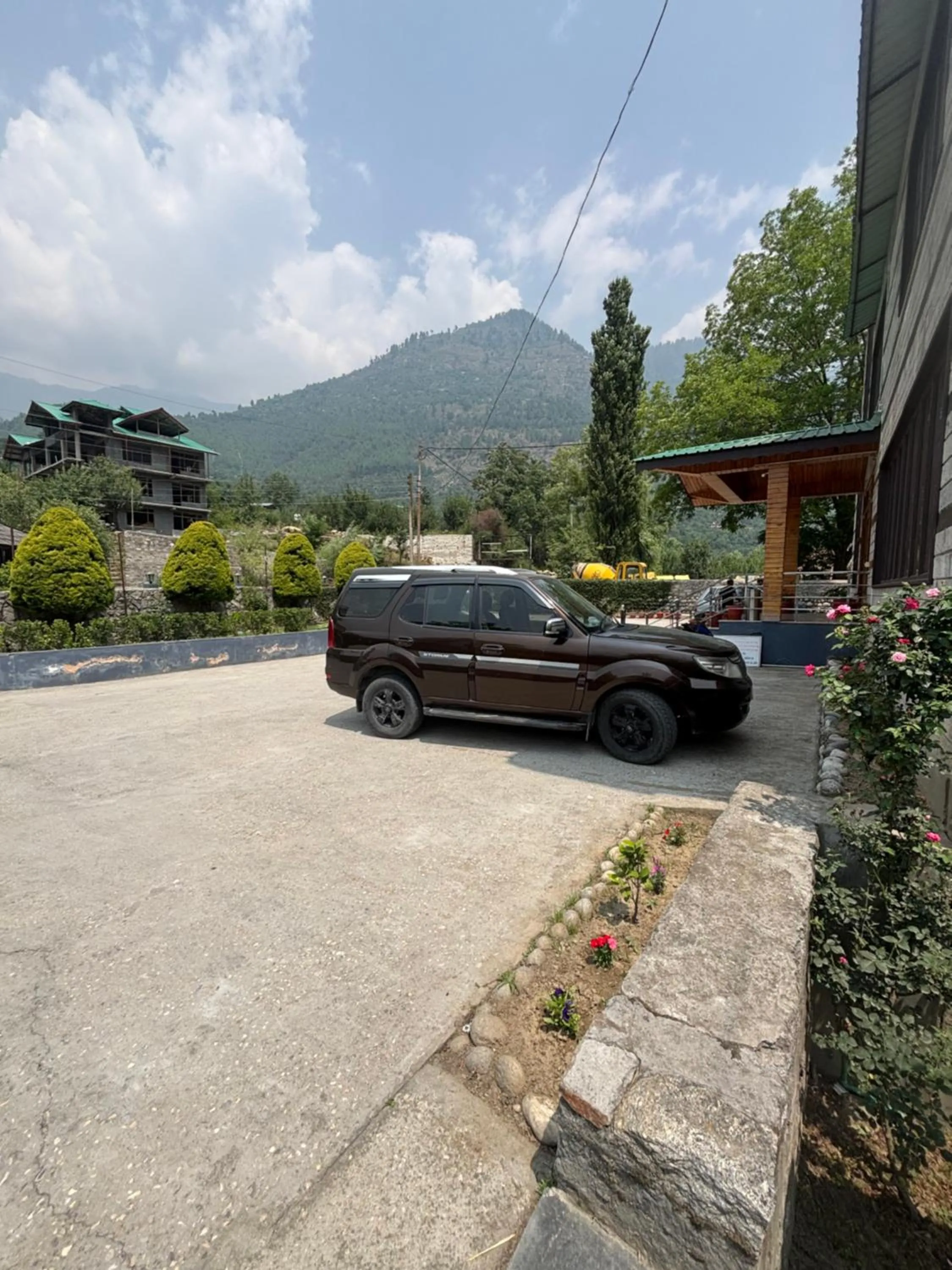 Property building in Luxe Signature