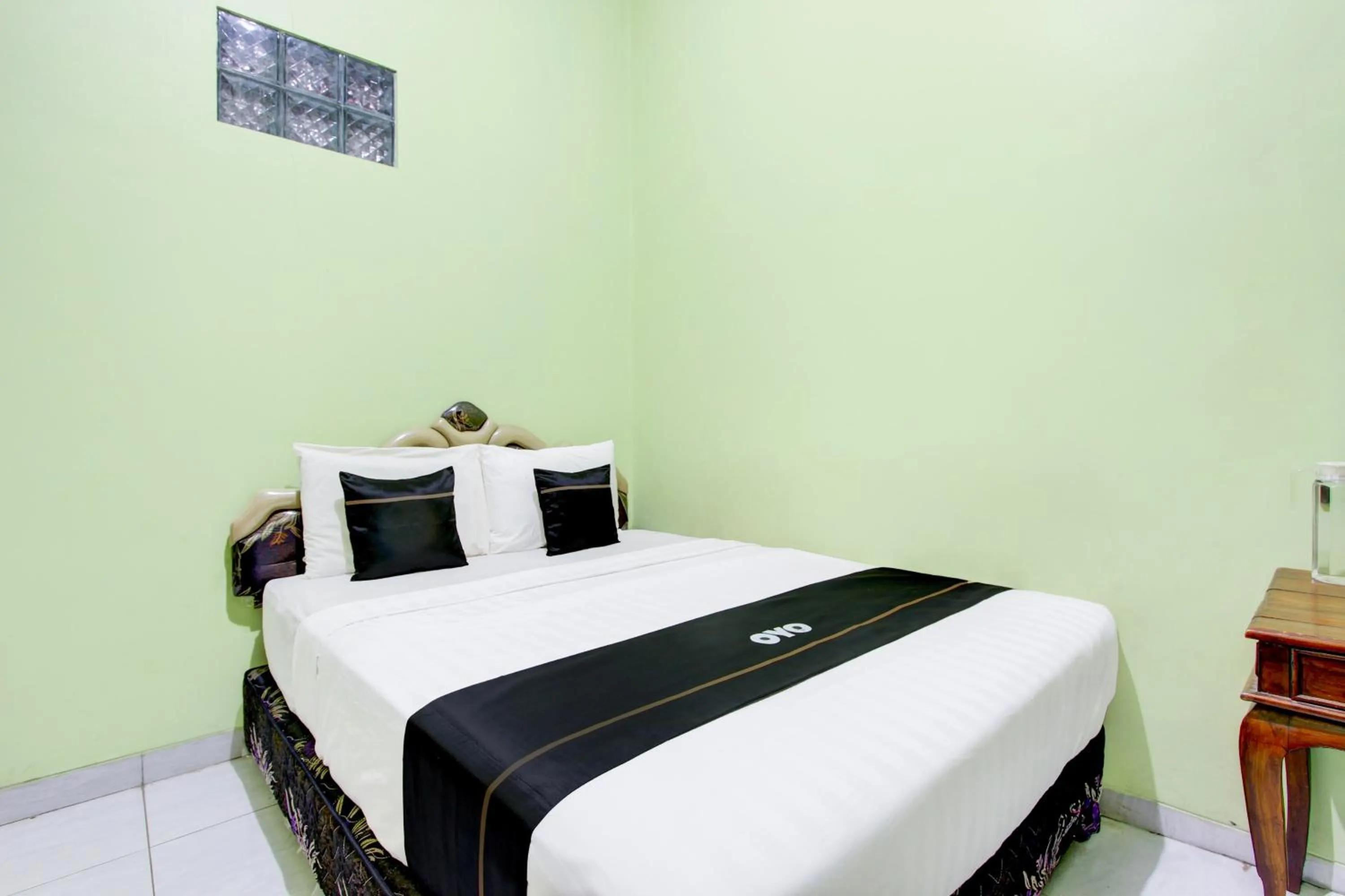 Bedroom, Bed in Hotel O Yogyakarta near Taman Sari formerly Widitya Inn