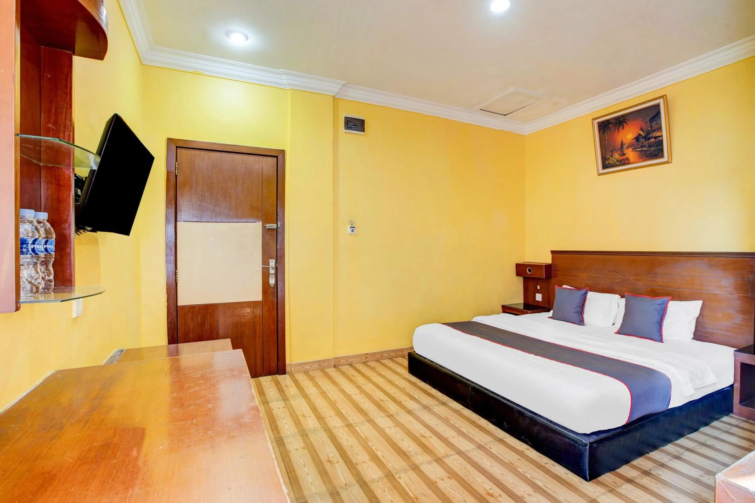 Bedroom, Bed in Collection O Batam near DC Mall formerly S Hotel