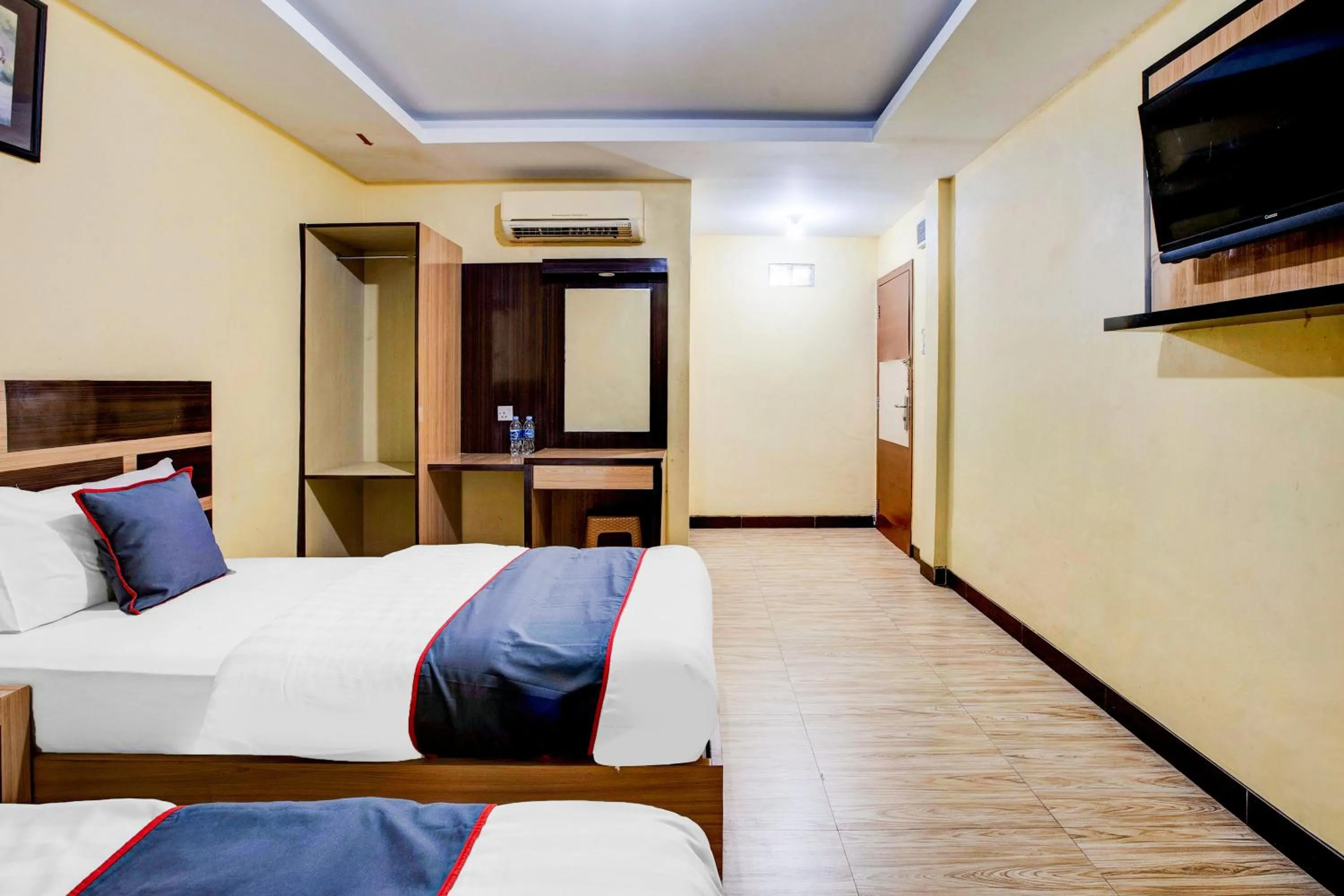 Bedroom, Bed in Collection O Batam near DC Mall formerly S Hotel