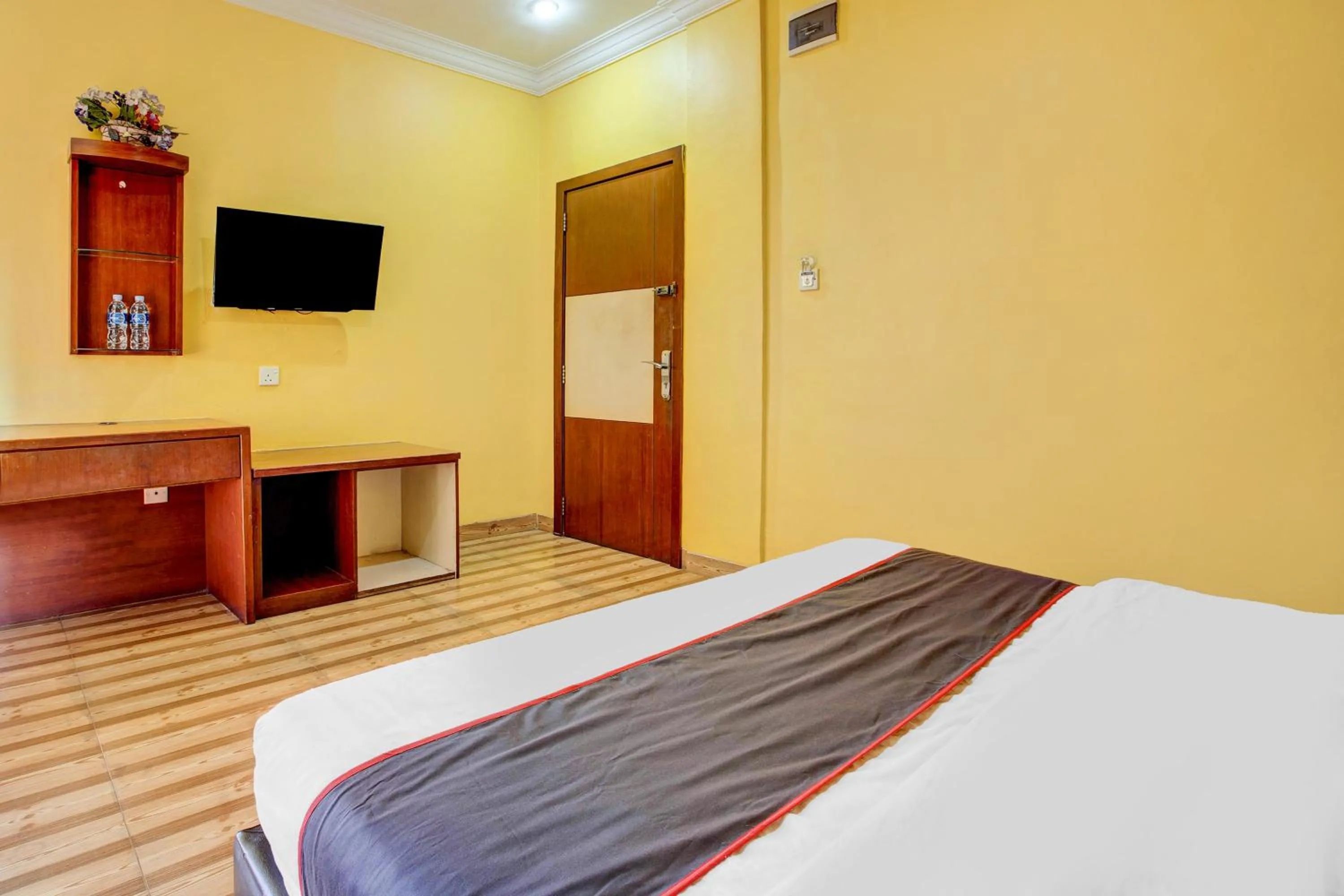 Bedroom, Bed in Collection O Batam near DC Mall formerly S Hotel