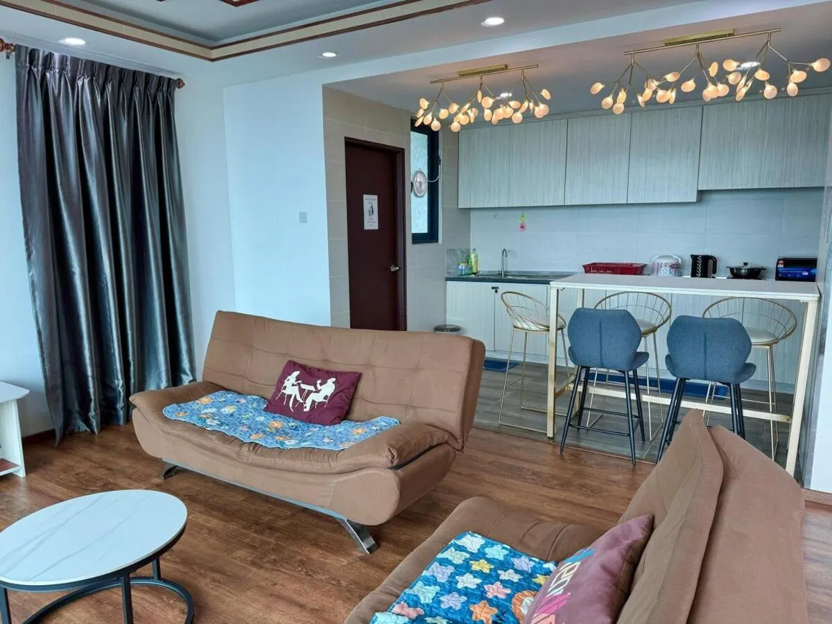 Jeff and Ricky Homestay 39 Vivacity Huge Unit