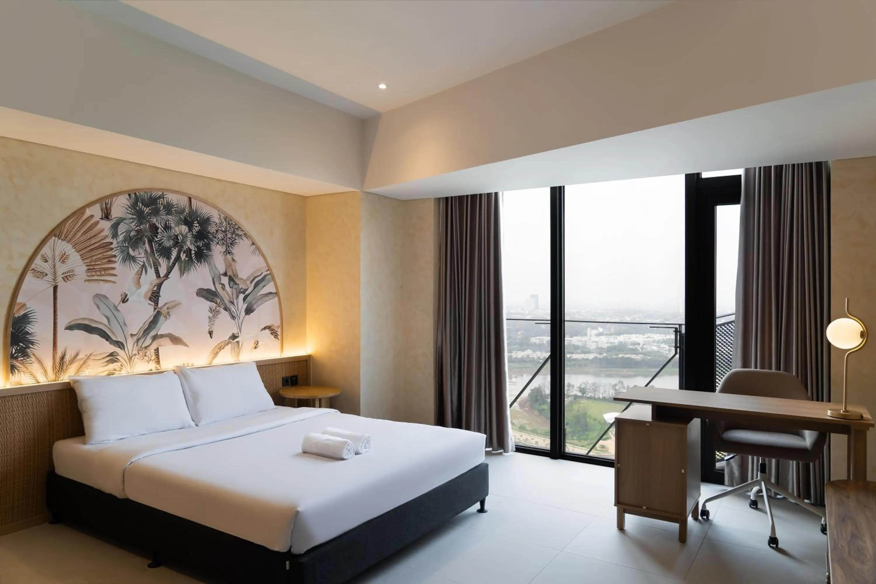 Photo of the whole room, Bed in Cove Carstensz BSD