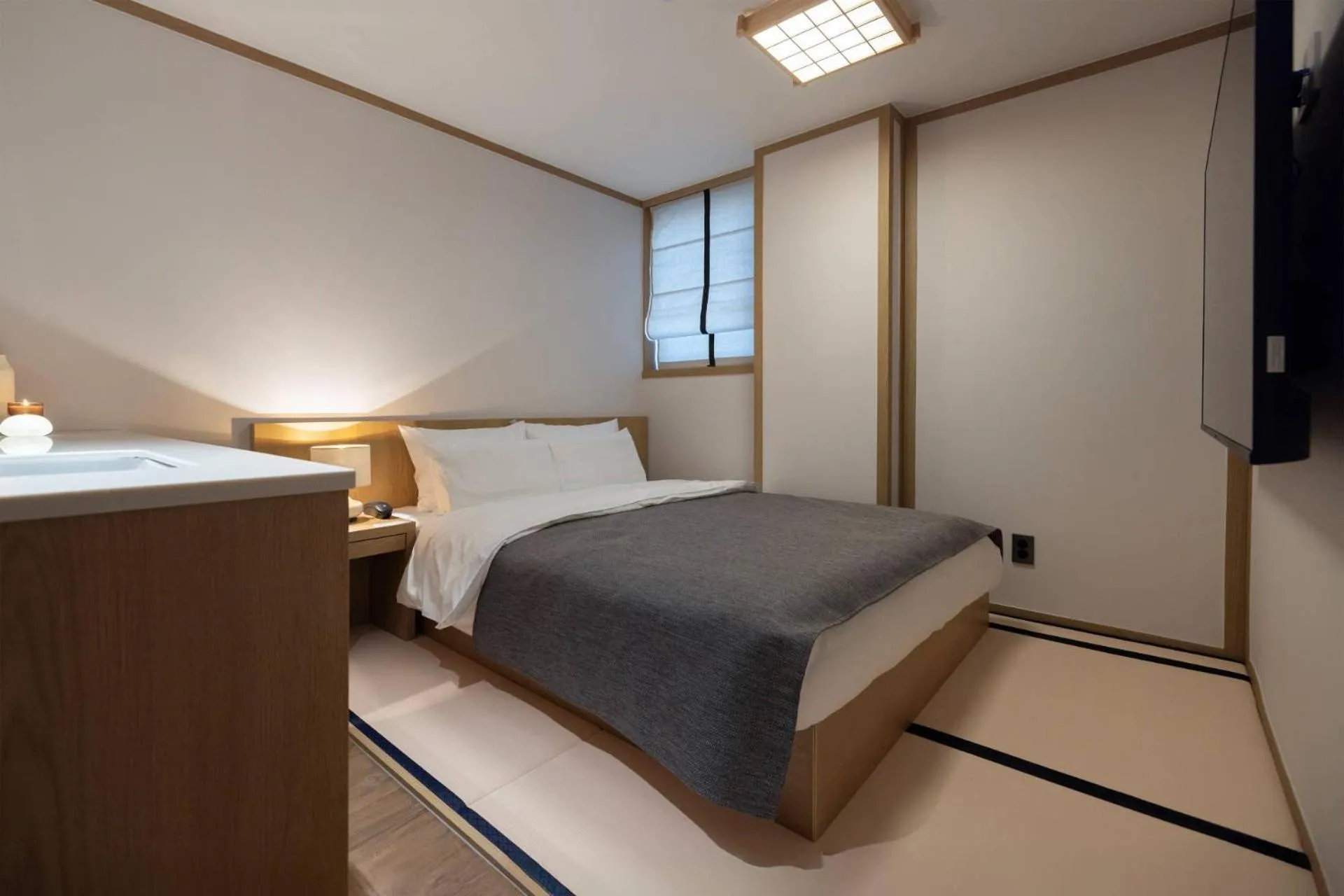 Bed in Anook Ryokan Hotel Ansan station